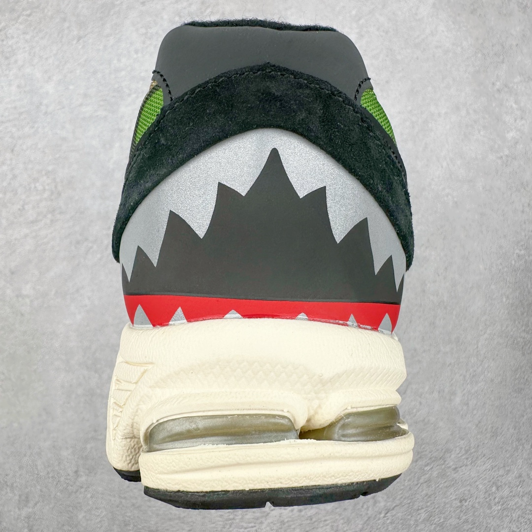 图片[8]-＃特价福利 New Balance NB2002系列 男女休闲慢跑鞋 必备的时髦单品之一 最新出的2002R系列 这款延续了经典科技 升级版N-ERGY缓震物料机能与材质上脚太舒适了 鞋面的柔软麂皮搭配尼龙网布 特别透气而且还复古感 不管是搭配牛仔裤还工装裤都是百搭！小红书众多博主上脚推荐！尺码：40 41 42 43 44 45-选品中心