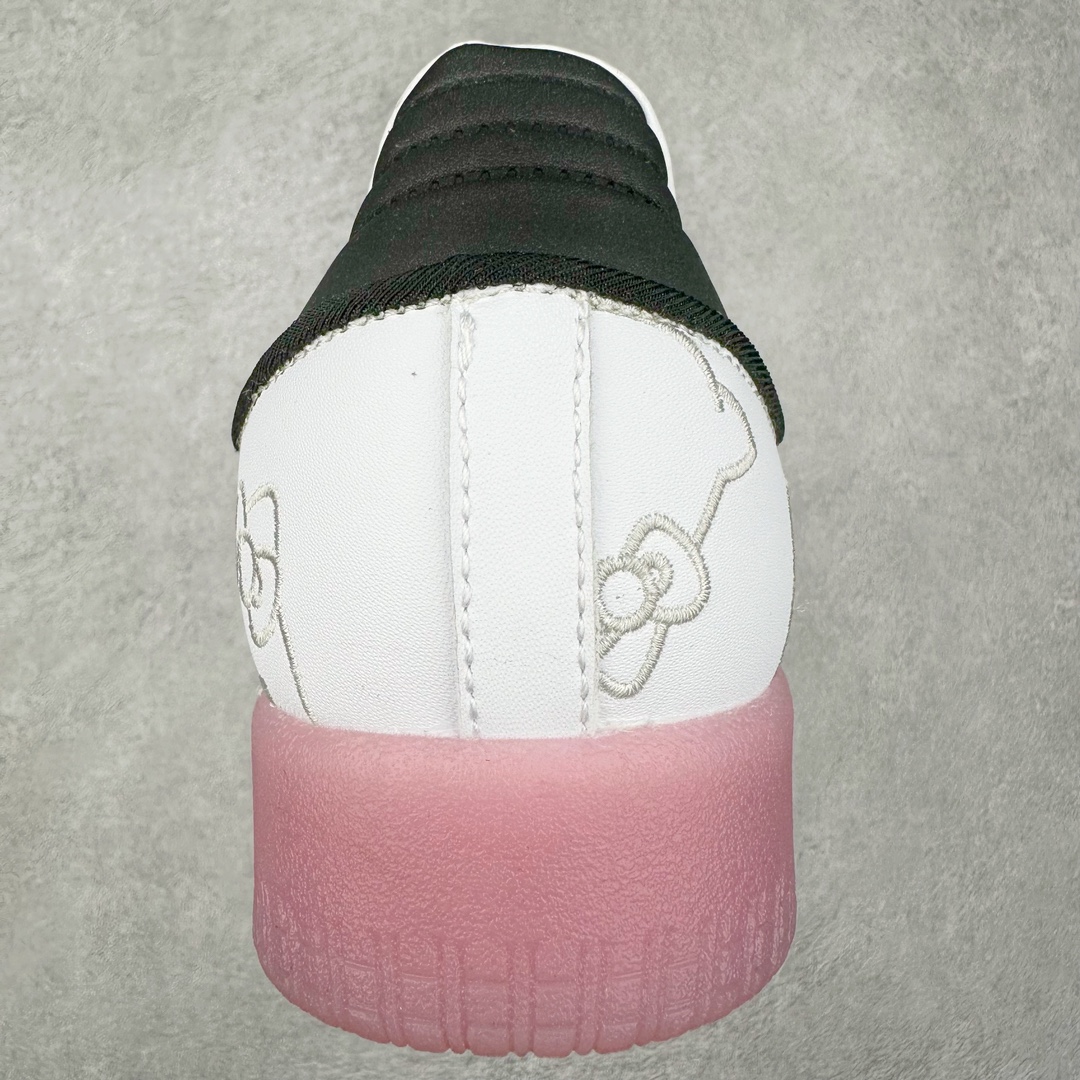 图片[8]-AD Samba XLG 桑巴舞加大厚底版系列德训风百搭松糕休闲运动板鞋生胶底 IG4450 自Originals Samba成功借势Blokecore风潮一跃成为街头巷尾的焦点鞋款后,不论是围绕Samba本身打造的各式「变种版本」,还是以Samba为蓝本打造联名鞋款,都成为了时尚潮流人士日常穿搭首选。Samba XLG是adidas Originals不断扩展XLG系列的一部分,旨在与年轻文化相契合,迎合那些希望通过个性时尚表达自我而不愿牺牲舒适度的年轻群体。街头时尚领域的Gen Z特别偏爱宽松的穿着风格。Samba XLG针对这一点做了创新。它在延续Samba OG经典设计的基础上,迎合年轻群体的穿着习惯,重塑为宽大的鞋身比例轮廓以及加厚中底,让消费者轻松展示自己独特的风格。全新的Samba XLG系列不仅迎合了当下年轻群体的穿搭习惯,加宽了鞋身比例以及将中底进一步增厚,在视觉比例上更加饱满,同时还保留了经典Samba的细节,这样一来,鞋迷朋友在穿搭上不仅能更加个性化,而且还能延续一定的复古感受。尺码：36 36⅔ 37⅓ 38 38⅔ 39⅓ 40 40⅔ 41⅓ 42 42⅔ 43⅓ 44 45-选品中心