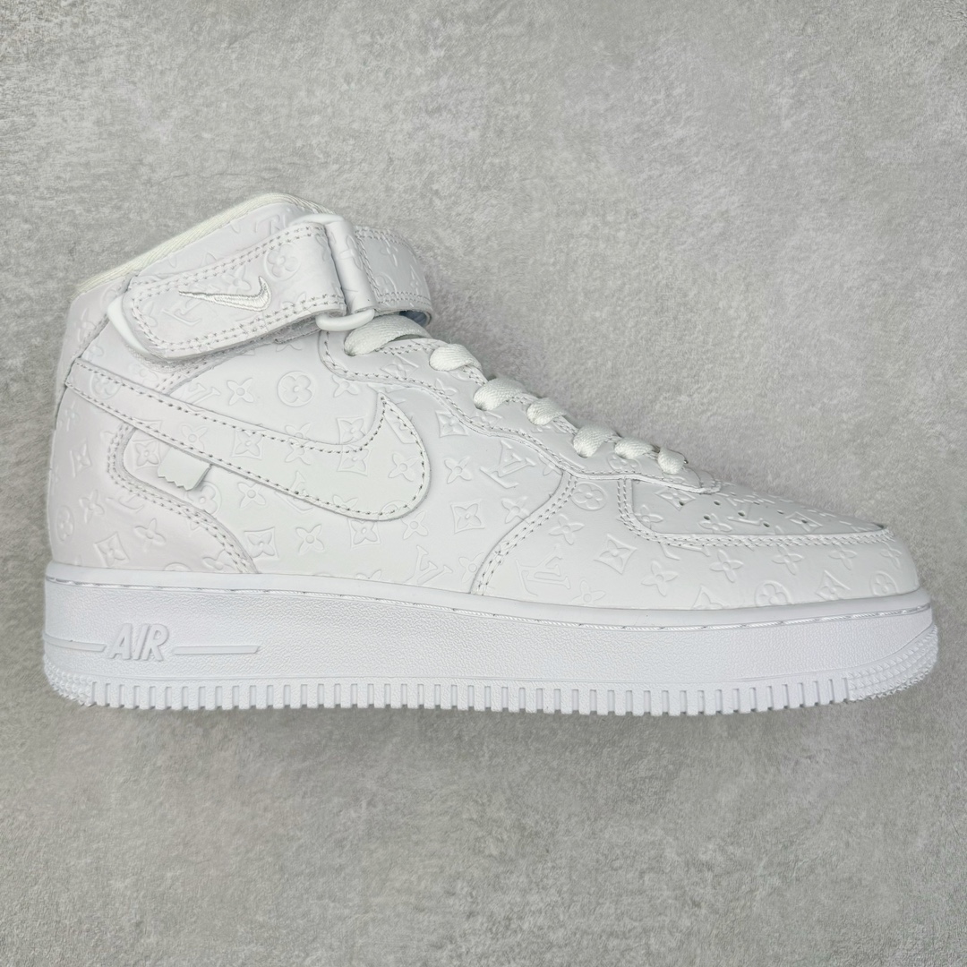 NK Air Force 1 Mid 空军一号中帮高帮百搭休闲运动板鞋 DV0688-300 柔软、弹性十足的缓震性能和出色的中底设计 横跨复古与现代的外型结合 造就出风靡全球三十多年的Force 1 尺码：36 36.5 37.5 38 38.5 39 40 40.5 41 42 42.5 43 44 44.5 45-选品中心