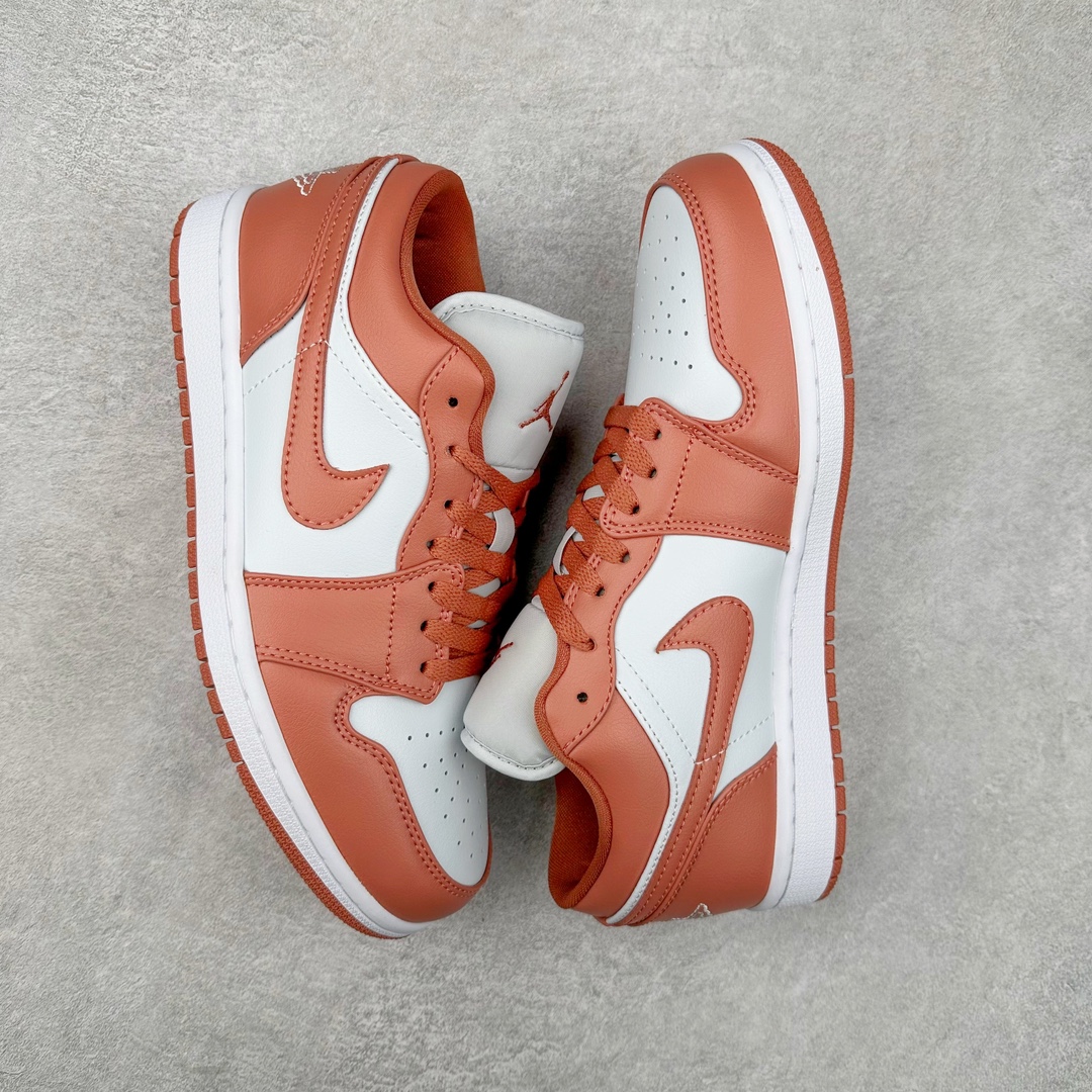 图片[3]-＃超强套现福利 Air Jordan AJ1 Low 低帮系列 品质全新升级 七十多色陆续出货 知名大厂出品 工厂配套商长期套现 正常出厂触碰不到的单价 百分百全新货品 零氧化发霉 给足利润空间操作 超乎所想的高性价比 原装楦头纸板开发 完美鞋型 超高清洁度 鞋型不臃肿别扭 原厂内置全掌气垫 A模大底 鞋舌AJ原厂专用牛津布 AJ专用反口珍珠布 原厂无杂质高弹内里海棉 特殊封边弹力鞋带 原鞋开模 拒绝公底 购置公司同步原材料 都有细节原汁原味 忠于原版 尺码：36 36.5 37.5 38 38.5 39 40 40.5 41 42 42.5 43 44 44.5 45 46 47.5-选品中心