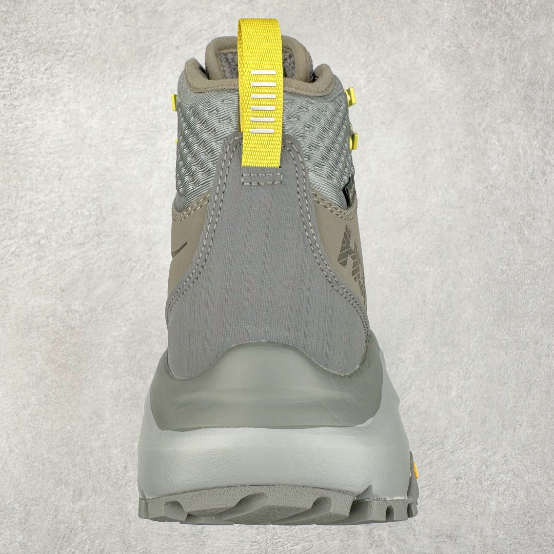图片[8]-HOKA One One M KSY KAHA GTX Low 卡哈高帮系列厚底轻量坦克军靴户外登山运动鞋 正品代工厂版#原楦数据开发版型 采用磨砂牛剖革鞋面材质 轻量化材料Fresh Foam超轻量中底 复古老爹厚底旅游鞋火了 最潮户外鞋 2009年由法籍超马跑者 Nicolas Mermoud 及 Jean-Luc Diard 成立的运动鞋品牌 HOKA ONE ONE 最让人印象深刻超级厚的鞋底 看起来很重但实际上非常轻盈 轻量厚底的鞋底反而能够给跑者更稳定的缓震效果 在跑界相当有名 也陆续出了登山鞋、徒步鞋、慢跑鞋几种专门鞋款 HOKA ONE ONE 鞋款颜色大多设计萤光或鲜艳色系 搭配上超大的Logo 虽然好穿好走好跑又轻 但称不上时髦 尺码：36 36.5 37.5 38 38.5 39 40 40.5 41 42 42.5 43 44 44.5 45-选品中心