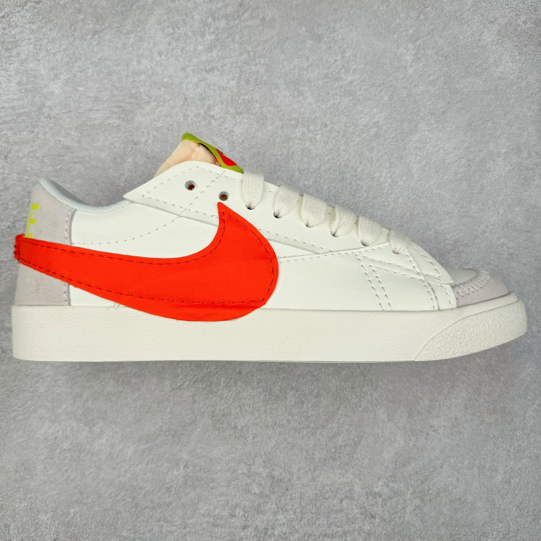 图片[9]-＃特价福利 NK Blazer Low \’77 Jumbo 开拓者大钩 DQ1470 焕新升级经典 Blazer 鞋款 大号 Swoosh 突出新时代更加张扬的潮流感 对经典的又一次改良升级 大号 Swoosh 设计结合宽大鞋带 符合当下潮流意趣 橡胶外底融入凸起人字形底纹增添几分户外感觉 尺码：36 36.5 37.5 38 38.5 39 40 40.5 41 42 42.5 43 44 44.5 45-选品中心