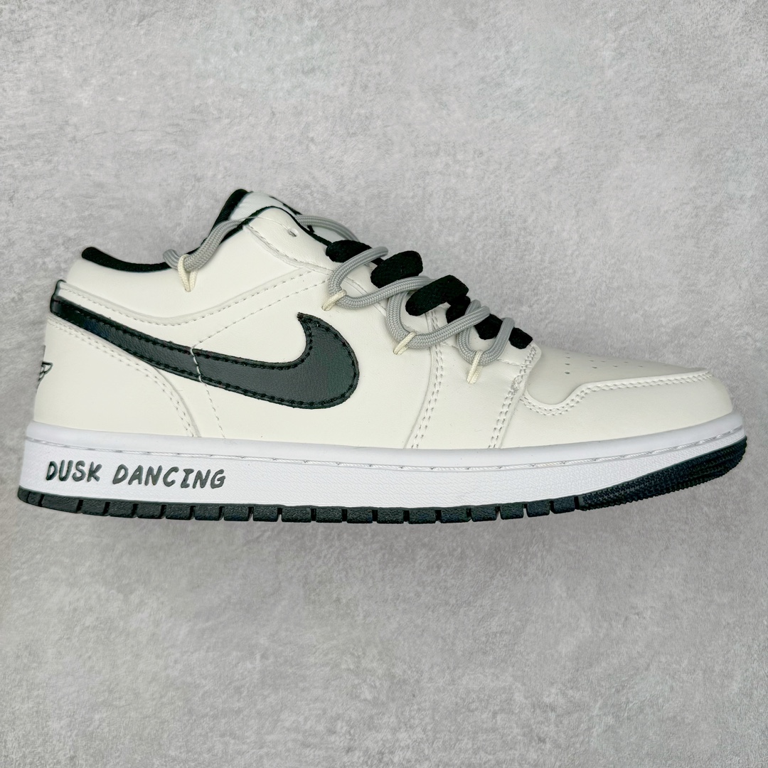 图片[5]-＃超强套现福利 Air Jordan AJ1 Low 低帮系列 品质全新升级 七十多色陆续出货 知名大厂出品 工厂配套商长期套现 正常出厂触碰不到的单价 百分百全新货品 零氧化发霉 给足利润空间操作 超乎所想的高性价比 原装楦头纸板开发 完美鞋型 超高清洁度 鞋型不臃肿别扭 原厂内置全掌气垫 A模大底 鞋舌AJ原厂专用牛津布 AJ专用反口珍珠布 原厂无杂质高弹内里海棉 特殊封边弹力鞋带 原鞋开模 拒绝公底 购置公司同步原材料 都有细节原汁原味 忠于原版 尺码：36 36.5 37.5 38 38.5 39 40 40.5 41 42 42.5 43 44 44.5 45 46 47.5-选品中心