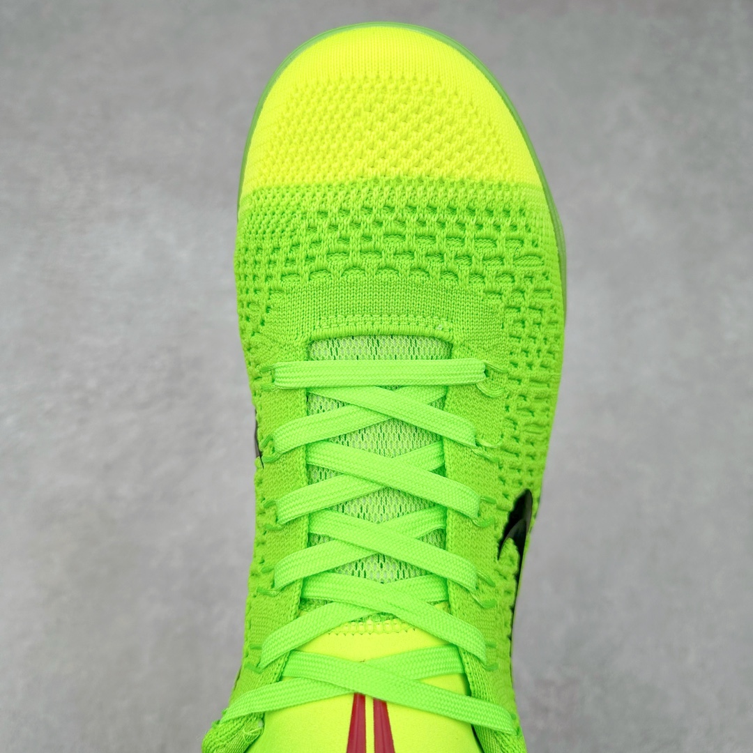 图片[4]-NK Kobe 9 Elite Protro 科比九代精英款低帮实战篮球鞋 FZ7334-100 设计灵感中与以往几代的耐克 ZOOM KOBE 系列一样，加入了签名，密码，碳板这些元素，在表达它的主人身份的同时，也显示了自己的与众不同。鞋后跟的九条红色代表的则是科比接受跟腱修复手术后的伤疤，象征了科比坚韧的赛场性格。此外，耐克Kobe 9 Elite也用到了耐克最新的 Flyknit科技，在使 耐克Kobe 9 Elite更加轻盈的同时，也变得更有支撑性与耐用性。鞋身两侧以及经常弯折的区域采用的则是更紧密的连接方式。看似夸张的超高帮设计并不会在实战中影响脚的感受，其完美的包裹性并没有降低耐克Kobe 9 Elite本身的灵活性。再夸张的动作，鞋面都会紧紧包裹脚部，丝毫不会影响发挥。尺码：40 40.5 41 42 42.5 43 44 44.5 45 46-选品中心