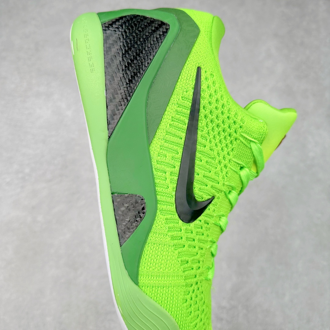 图片[6]-NK Kobe 9 Elite Protro 科比九代精英款低帮实战篮球鞋 FZ7334-100 设计灵感中与以往几代的耐克 ZOOM KOBE 系列一样，加入了签名，密码，碳板这些元素，在表达它的主人身份的同时，也显示了自己的与众不同。鞋后跟的九条红色代表的则是科比接受跟腱修复手术后的伤疤，象征了科比坚韧的赛场性格。此外，耐克Kobe 9 Elite也用到了耐克最新的 Flyknit科技，在使 耐克Kobe 9 Elite更加轻盈的同时，也变得更有支撑性与耐用性。鞋身两侧以及经常弯折的区域采用的则是更紧密的连接方式。看似夸张的超高帮设计并不会在实战中影响脚的感受，其完美的包裹性并没有降低耐克Kobe 9 Elite本身的灵活性。再夸张的动作，鞋面都会紧紧包裹脚部，丝毫不会影响发挥。尺码：40 40.5 41 42 42.5 43 44 44.5 45 46-选品中心