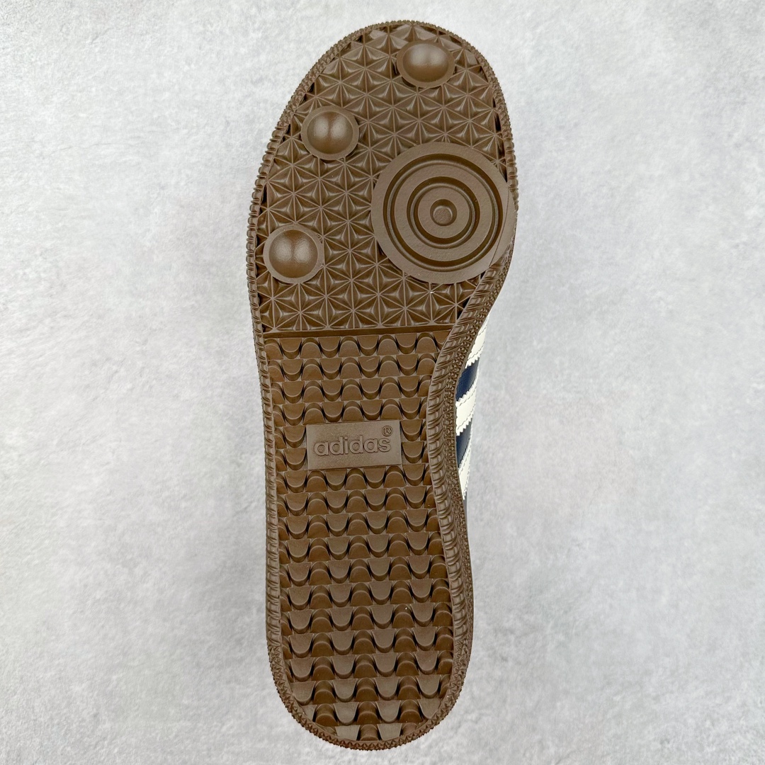 图片[9]-AD Original Samba OG 复古经典轻便板鞋 IG1968 这款桑巴鞋展示了高质量的工艺 带有装饰的超锁缝制和无缝的手感 柔软、柔软的皮革造型和标志性的3条纹完成了精致的外观 正规合身鞋带 鞋面上有绒面鞋垫 橡胶鞋底 享受正畸套筒软感 自50年代首次亮相以来就一直在赢得粉丝的青睐 尺码：36 36.5 37.5 38 38.5 39 40 40.5 41 42 42.5 43 44 44.5 45-选品中心