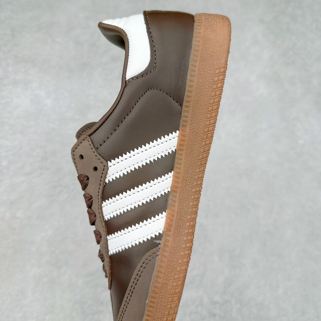 图片[7]-AD Original Samba OG 复古经典轻便板鞋 IE6522 这款桑巴鞋展示了高质量的工艺 带有装饰的超锁缝制和无缝的手感 柔软、柔软的皮革造型和标志性的3条纹完成了精致的外观 正规合身鞋带 鞋面上有绒面鞋垫 橡胶鞋底 享受正畸套筒软感 自50年代首次亮相以来就一直在赢得粉丝的青睐 尺码：36 36.5 37.5 38 38.5 39 40 40.5 41 42 42.5 43 44 44.5 45-选品中心