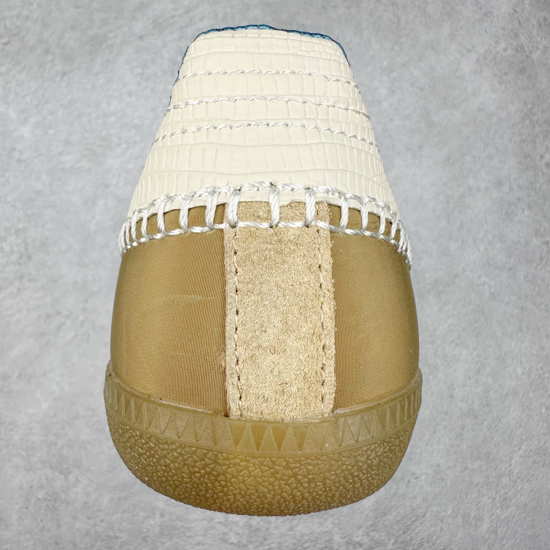 图片[8]-AD Original Samba OG 复古经典轻便板鞋 IH3261 这款桑巴鞋展示了高质量的工艺 带有装饰的超锁缝制和无缝的手感 柔软、柔软的皮革造型和标志性的3条纹完成了精致的外观 正规合身鞋带 鞋面上有绒面鞋垫 橡胶鞋底 享受正畸套筒软感 自50年代首次亮相以来就一直在赢得粉丝的青睐 尺码：36 36.5 37.5 38 38.5 39 40 40.5 41 42 42.5 43 44 44.5 45-选品中心