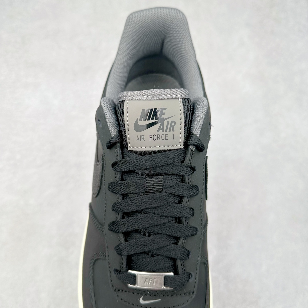 图片[5]-NK Air Force 1´07 Low 空军一号低帮百搭休闲运动板鞋 FZ5235-001 柔软、弹性十足的缓震性能和出色的中底设计 横跨复古与现代的外型结合 造就出风靡全球 三十多年的Force 1 直到今天还深受青睐 尺码：36 36.5 37.5 38 38.5 39 40 40.5 41 42 42.5 43 44 44.5 45-选品中心