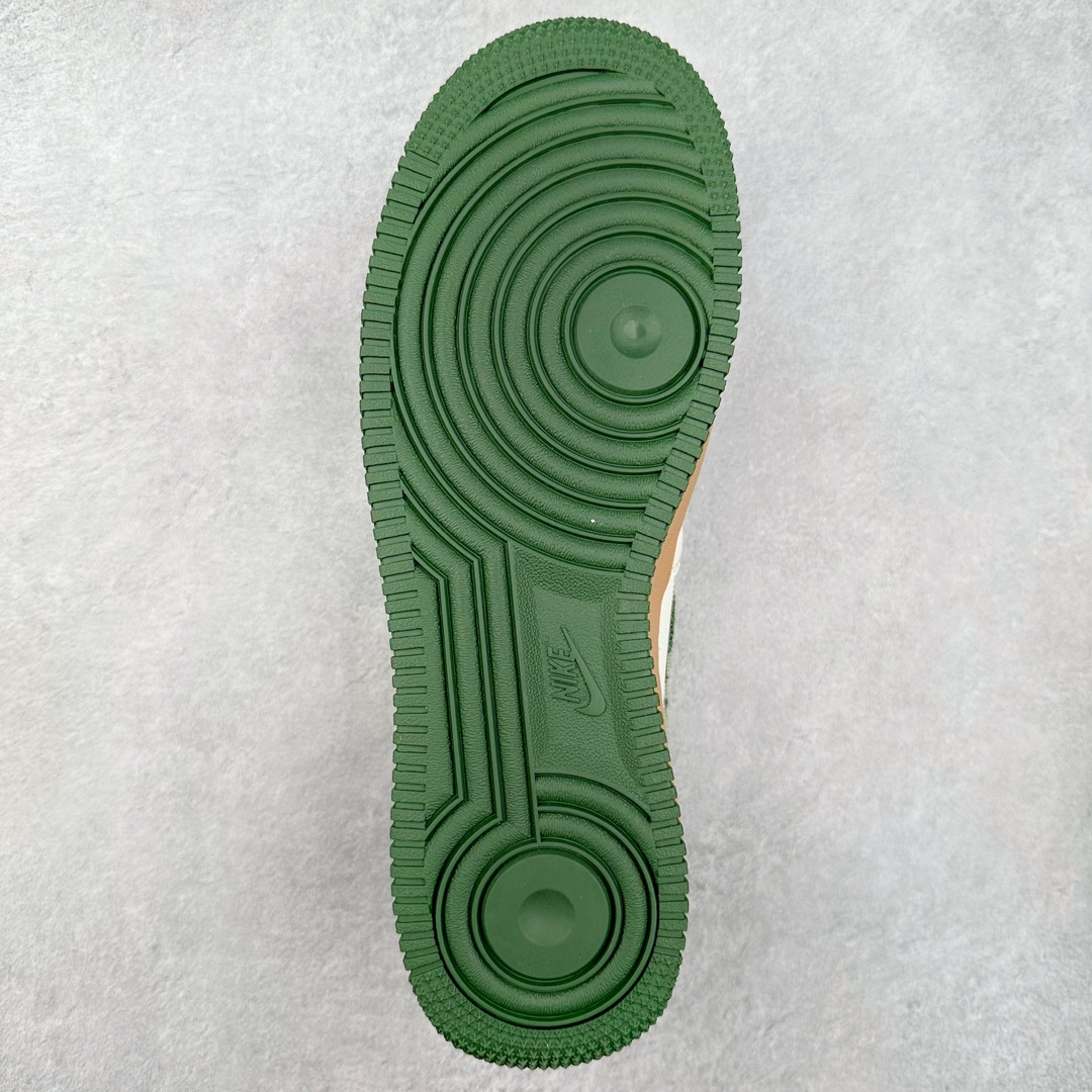 图片[9]-NK Air Force 1´07 Low 空军一号低帮百搭休闲运动板鞋 KK1988-010 柔软、弹性十足的缓震性能和出色的中底设计 横跨复古与现代的外型结合 造就出风靡全球 三十多年的Force 1 直到今天还深受青睐 尺码：36 36.5 37.5 38 38.5 39 40 40.5 41 42 42.5 43 44 44.5 45-选品中心