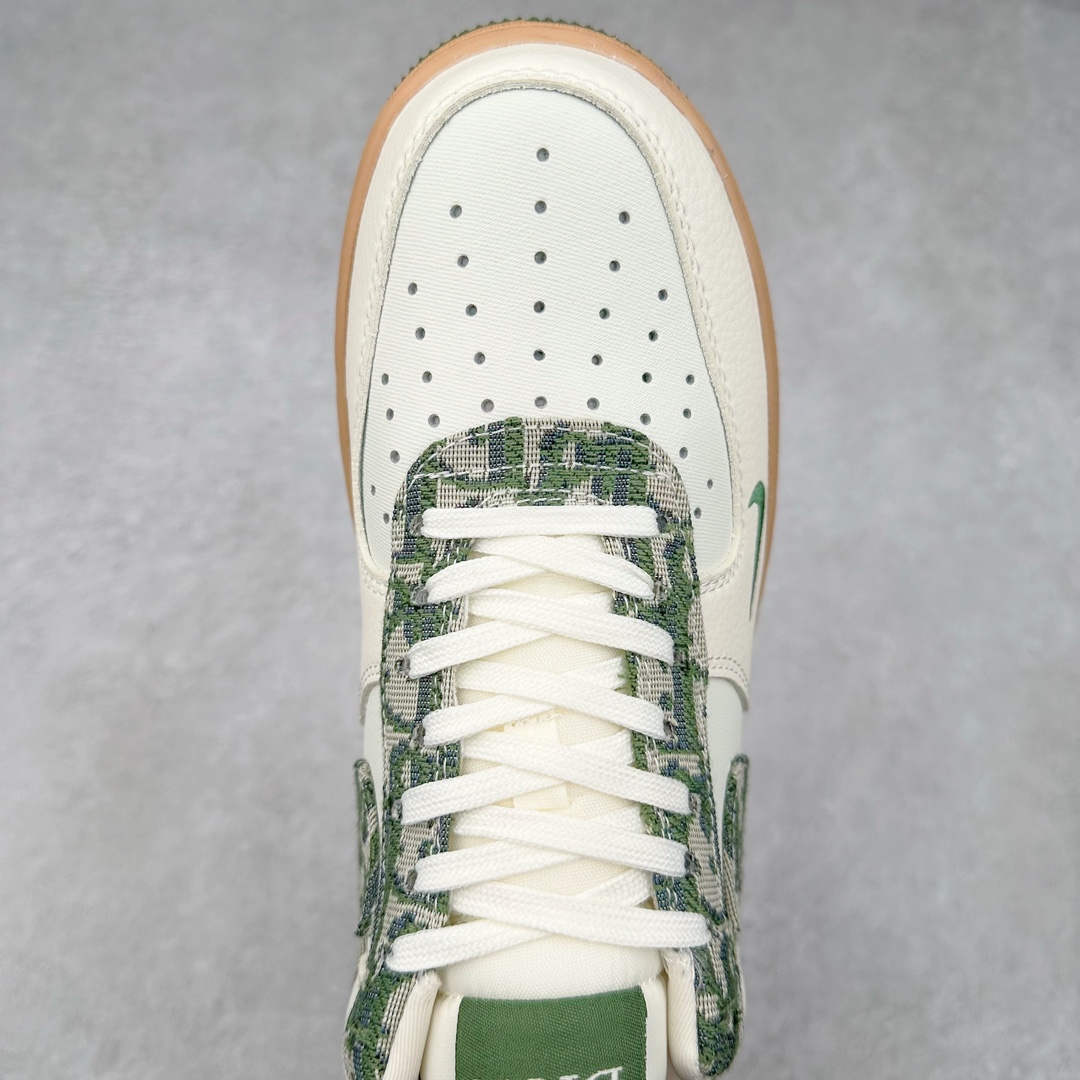 图片[4]-NK Air Force 1´07 Low 空军一号低帮百搭休闲运动板鞋 KK1988-010 柔软、弹性十足的缓震性能和出色的中底设计 横跨复古与现代的外型结合 造就出风靡全球 三十多年的Force 1 直到今天还深受青睐 尺码：36 36.5 37.5 38 38.5 39 40 40.5 41 42 42.5 43 44 44.5 45-选品中心