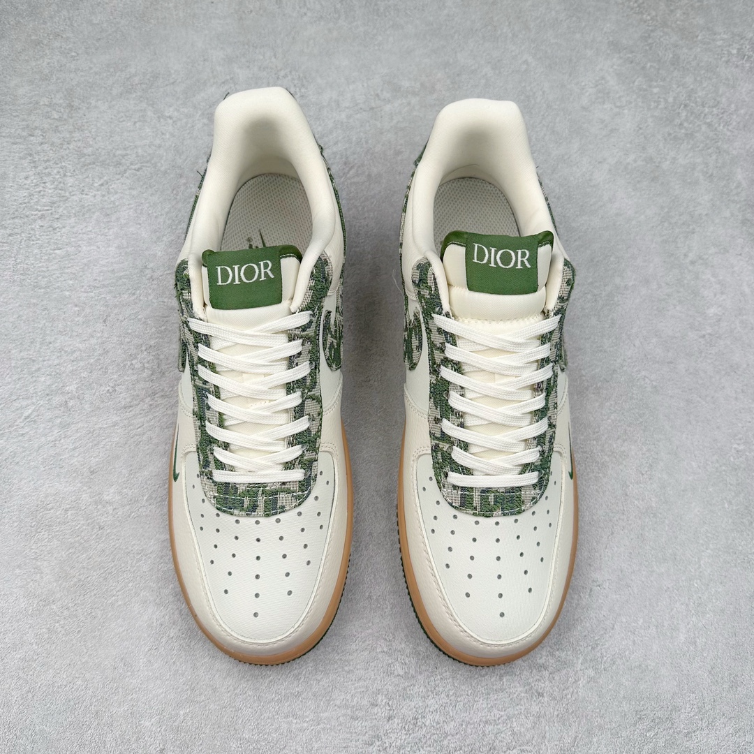 图片[2]-NK Air Force 1´07 Low 空军一号低帮百搭休闲运动板鞋 KK1988-010 柔软、弹性十足的缓震性能和出色的中底设计 横跨复古与现代的外型结合 造就出风靡全球 三十多年的Force 1 直到今天还深受青睐 尺码：36 36.5 37.5 38 38.5 39 40 40.5 41 42 42.5 43 44 44.5 45-选品中心