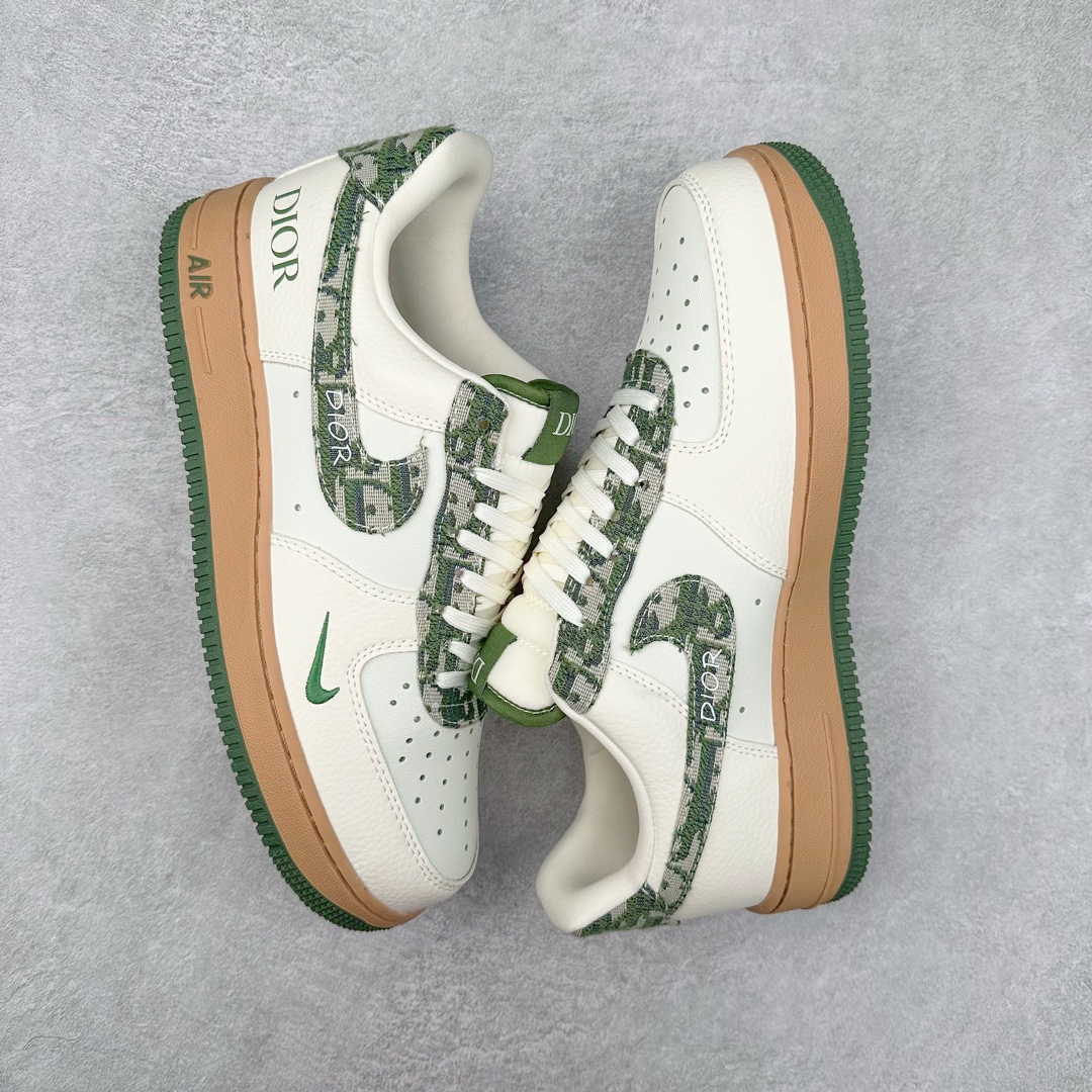 图片[3]-NK Air Force 1´07 Low 空军一号低帮百搭休闲运动板鞋 KK1988-010 柔软、弹性十足的缓震性能和出色的中底设计 横跨复古与现代的外型结合 造就出风靡全球 三十多年的Force 1 直到今天还深受青睐 尺码：36 36.5 37.5 38 38.5 39 40 40.5 41 42 42.5 43 44 44.5 45-选品中心