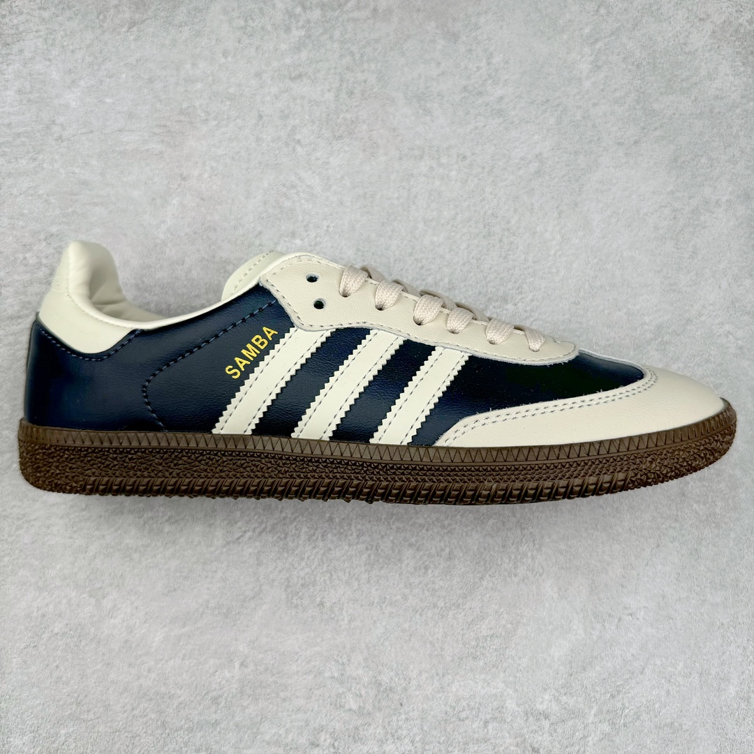 AD Original Samba OG 复古经典轻便板鞋 IG1968 这款桑巴鞋展示了高质量的工艺 带有装饰的超锁缝制和无缝的手感 柔软、柔软的皮革造型和标志性的3条纹完成了精致的外观 正规合身鞋带 鞋面上有绒面鞋垫 橡胶鞋底 享受正畸套筒软感 自50年代首次亮相以来就一直在赢得粉丝的青睐 尺码：36 36.5 37.5 38 38.5 39 40 40.5 41 42 42.5 43 44 44.5 45-选品中心