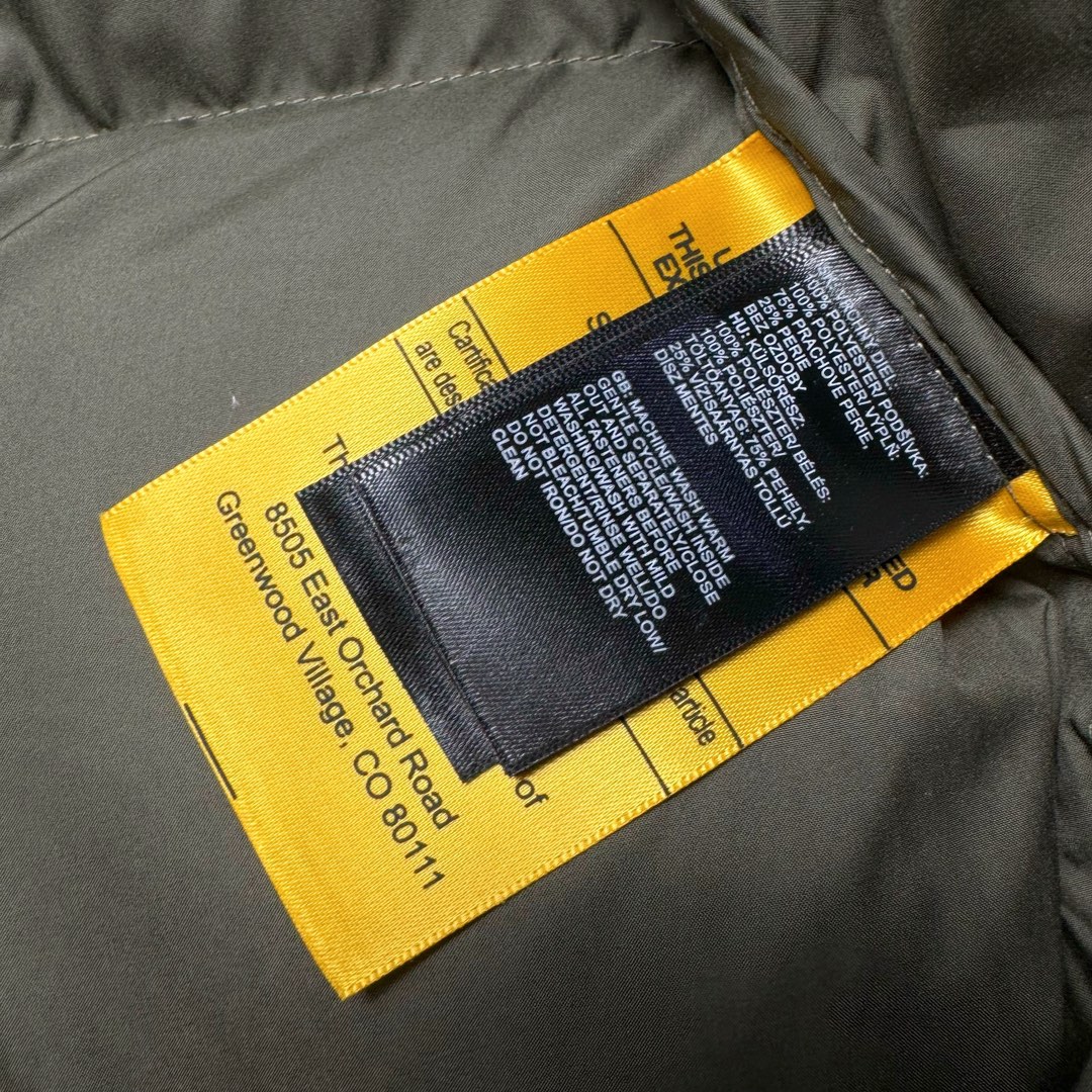 图片[11]-＃K版暖冬福利 全年售后 THE NORTH FACE 1996 Nuptse 北面经典拼色系列户外羽绒服 全程亲手操刀全程跟踪自主订单 纯正美版原版开发回避市场错误版型雷区 中高端提平台外贸客户首选版本 细节领先市场 专治各种艺术家臭毛病 超低售后率 万件现货 稳定供应 永不断码 独家定制特调绒区分市面低价棉服 充绒380克以上蓬松饱和度上手秒懂 辅料材料均独家定制区分市场粗材劣质 原版定制防水面料随意检测区分市场 全新定制主标NFC 可随意自主手机检测 尺码：XS-XXL 黑色有3XL 粉色XS-XL-选品中心