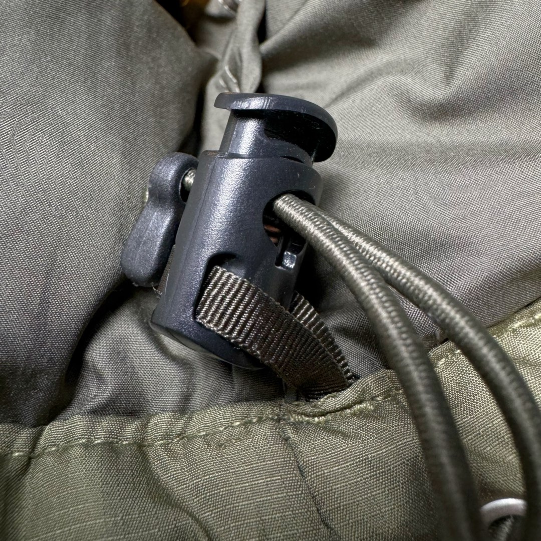 图片[10]-＃K版暖冬福利 全年售后 THE NORTH FACE 1996 Nuptse 北面经典拼色系列户外羽绒服 全程亲手操刀全程跟踪自主订单 纯正美版原版开发回避市场错误版型雷区 中高端提平台外贸客户首选版本 细节领先市场 专治各种艺术家臭毛病 超低售后率 万件现货 稳定供应 永不断码 独家定制特调绒区分市面低价棉服 充绒380克以上蓬松饱和度上手秒懂 辅料材料均独家定制区分市场粗材劣质 原版定制防水面料随意检测区分市场 全新定制主标NFC 可随意自主手机检测 尺码：XS-XXL 黑色有3XL 粉色XS-XL-选品中心