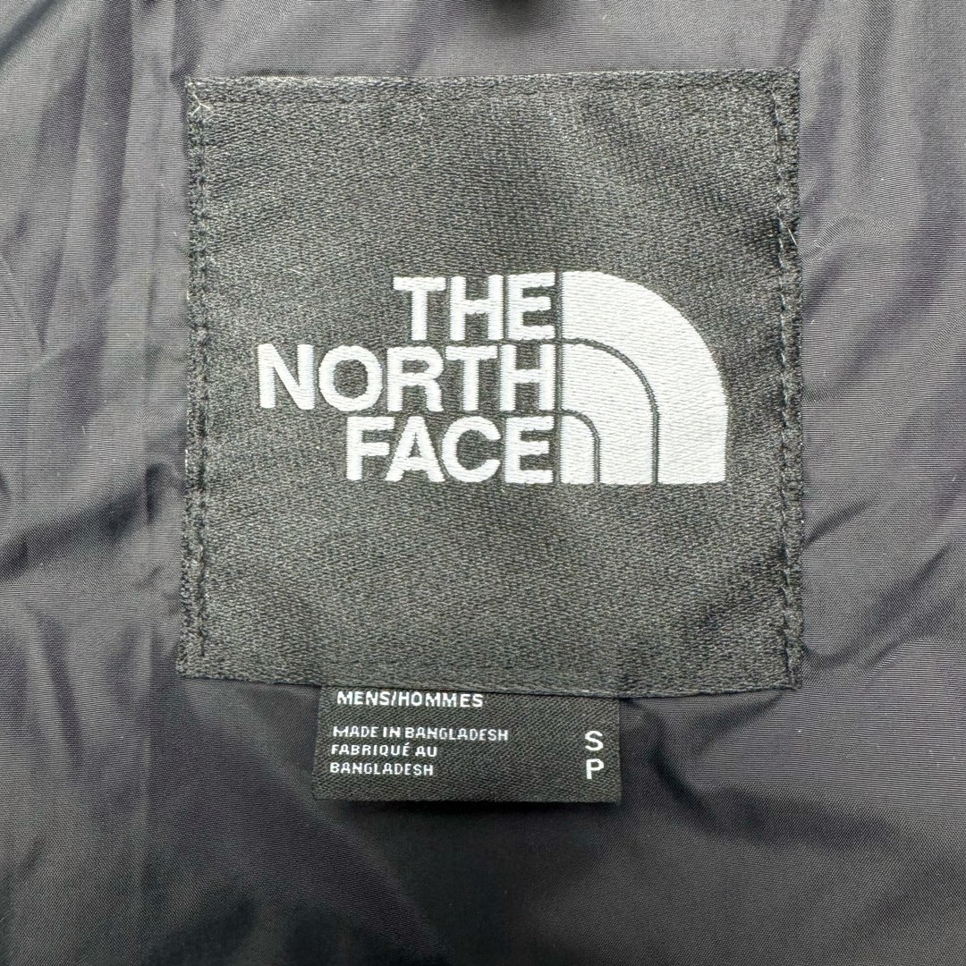图片[14]-＃K版暖冬福利 全年售后 THE NORTH FACE 1996 Nuptse 北面经典拼色系列户外羽绒服 全程亲手操刀全程跟踪自主订单 纯正美版原版开发回避市场错误版型雷区 中高端提平台外贸客户首选版本 细节领先市场 专治各种艺术家臭毛病 超低售后率 万件现货 稳定供应 永不断码 独家定制特调绒区分市面低价棉服 充绒380克以上蓬松饱和度上手秒懂 辅料材料均独家定制区分市场粗材劣质 原版定制防水面料随意检测区分市场 全新定制主标NFC 可随意自主手机检测 尺码：XS-XXL 黑色有3XL 粉色XS-XL-选品中心