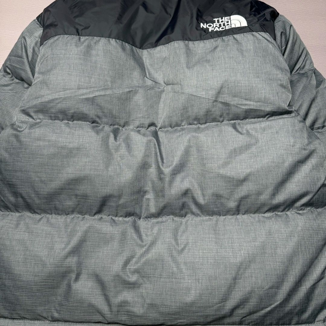 图片[9]-＃K版暖冬福利 全年售后 THE NORTH FACE 1996 Nuptse 北面经典拼色系列户外羽绒服 全程亲手操刀全程跟踪自主订单 纯正美版原版开发回避市场错误版型雷区 中高端提平台外贸客户首选版本 细节领先市场 专治各种艺术家臭毛病 超低售后率 万件现货 稳定供应 永不断码 独家定制特调绒区分市面低价棉服 充绒380克以上蓬松饱和度上手秒懂 辅料材料均独家定制区分市场粗材劣质 原版定制防水面料随意检测区分市场 全新定制主标NFC 可随意自主手机检测 尺码：XS-XXL 黑色有3XL 粉色XS-XL-选品中心
