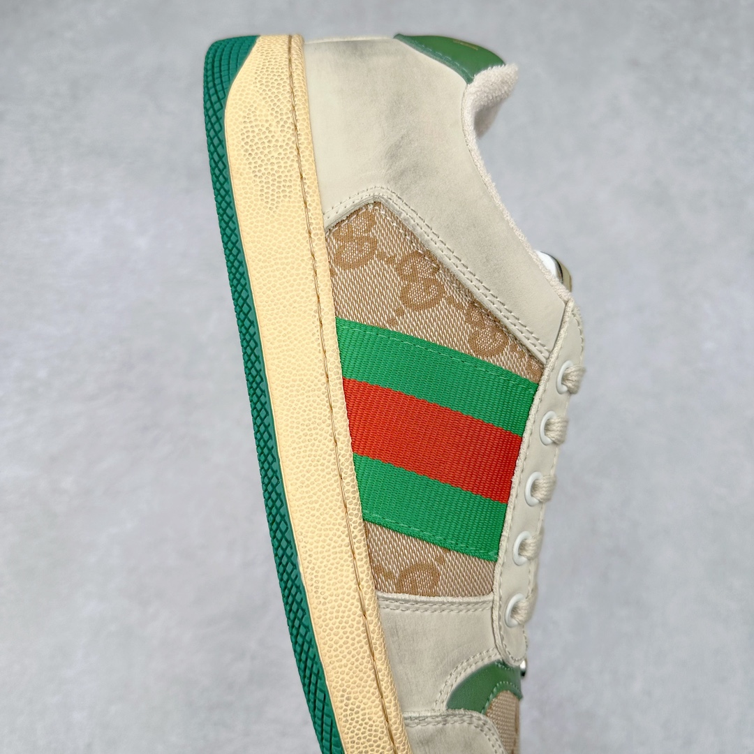 图片[6]-＃福利特价 Gucci Screener sneaker 古驰双G小脏鞋系列复古怀旧校园风低帮板鞋 全套原楦原纸版原鞋开模 纯手工水洗做旧处理 侧面条纹饰带 原厂定制 原厂数据电绣 清晰立体 全鞋电脑针车 紧密相连 针距密度一致 环保乳胶注塑鞋垫 厚度脚感还原原版 皮面裁剪部位 统一油边封口工艺 右脚鞋侧嵌入NFC防伪芯片装置＋鞋盒标二唯码扫描 秒进官网 专柜全套包装 防尘袋 说明书 质保卡 购物袋 尺码：35 36 37 38 39 40 41 42 43 44 45-选品中心