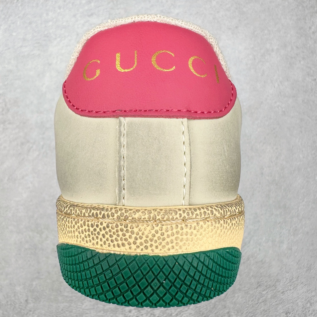 图片[8]-＃福利特价 Gucci Screener sneaker 古驰双G小脏鞋系列复古怀旧校园风低帮板鞋 全套原楦原纸版原鞋开模 纯手工水洗做旧处理 侧面条纹饰带 原厂定制 原厂数据电绣 清晰立体 全鞋电脑针车 紧密相连 针距密度一致 环保乳胶注塑鞋垫 厚度脚感还原原版 皮面裁剪部位 统一油边封口工艺 右脚鞋侧嵌入NFC防伪芯片装置＋鞋盒标二唯码扫描 秒进官网 专柜全套包装 防尘袋 说明书 质保卡 购物袋 尺码：35 36 37 38 39 40 41 42 43 44 45-选品中心