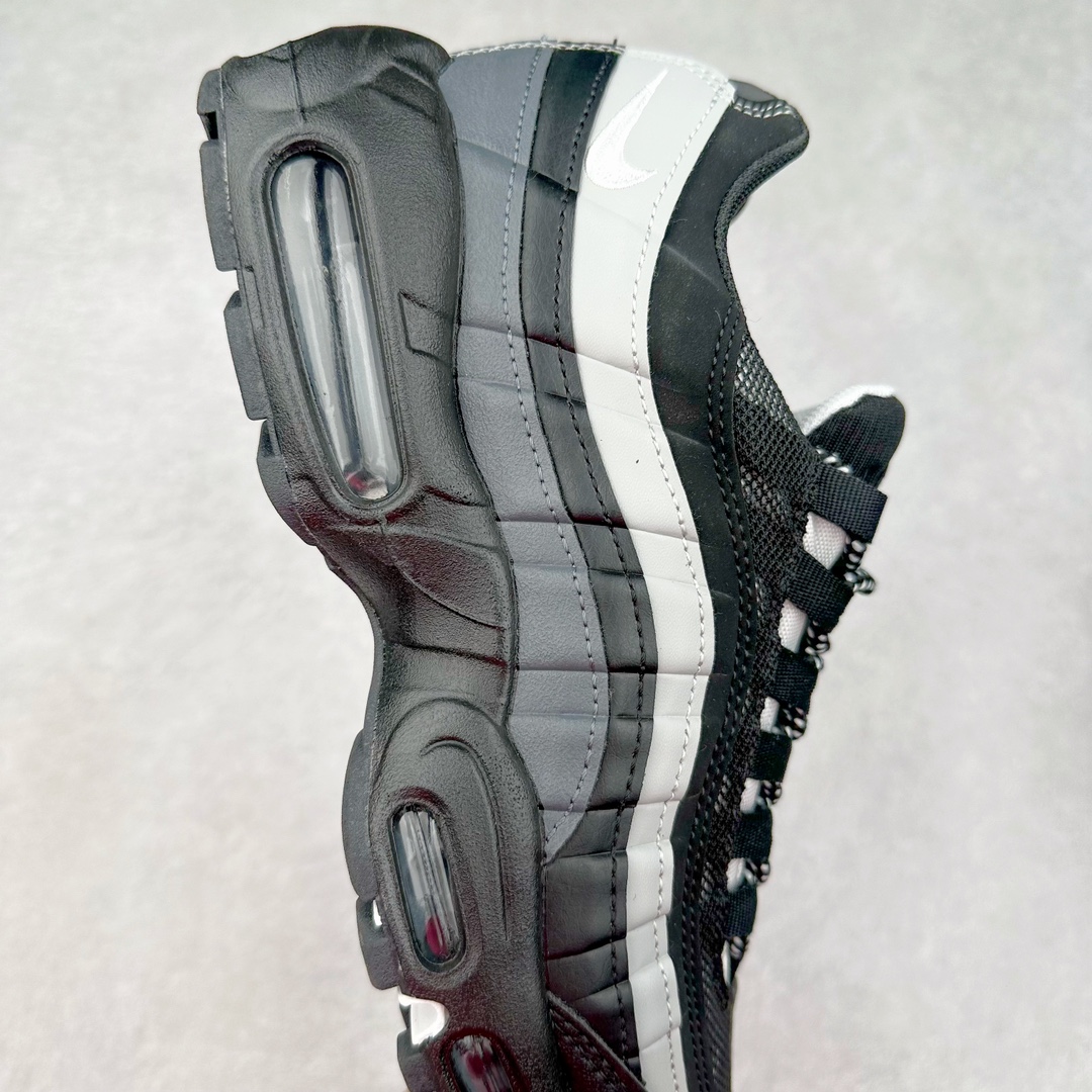 图片[6]-＃MX版 NK Air Max 95 复古减震气垫跑鞋 经典重温 CT1805-001 外单专供大厂出品 品质稳定 一百余色 终端操作 鞋款设计灵感源于人体构造 中底设计基于人体的脊柱构造 是整体设计的核心 尼龙孔眼代表了肋骨 而分层式面板和网眼象征着肌肉纤维和肉体组织 Air Max 95采用了两个独立的吹塑成型的Air-Sole单元 并首次在前掌使用可视化气垫设计 Swoosh logo夜当作一个 点符号放在了鞋子的后帮位置 20年的发展让 AIR MAX 95有了不同的故事 20年后再度面向世人的时候 焕然一新的面貌 让人有了另外一种清新脱俗的感觉 尺码：39 40 40.5 41 42 42.5 43 44 44.5 45 46 47.5 48-选品中心