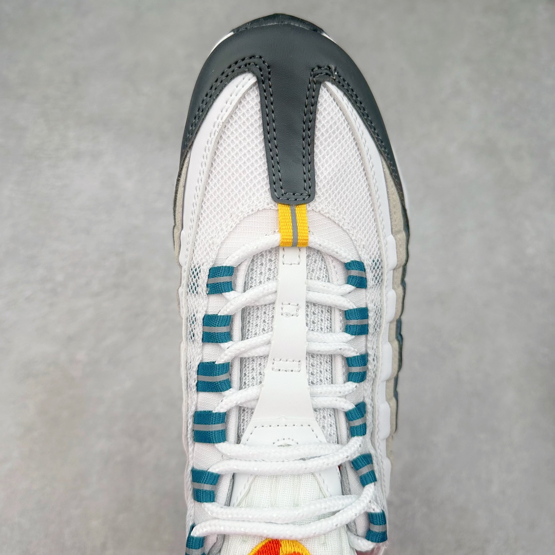 图片[4]-＃MX版 NK Air Max 95 复古减震气垫跑鞋 经典重温 DM0011-002 外单专供大厂出品 品质稳定 一百余色 终端操作 鞋款设计灵感源于人体构造 中底设计基于人体的脊柱构造 是整体设计的核心 尼龙孔眼代表了肋骨 而分层式面板和网眼象征着肌肉纤维和肉体组织 Air Max 95采用了两个独立的吹塑成型的Air-Sole单元 并首次在前掌使用可视化气垫设计 Swoosh logo夜当作一个 点符号放在了鞋子的后帮位置 20年的发展让 AIR MAX 95有了不同的故事 20年后再度面向世人的时候 焕然一新的面貌 让人有了另外一种清新脱俗的感觉 尺码：39 40 40.5 41 42 42.5 43 44 44.5 45 46 47.5 48-选品中心