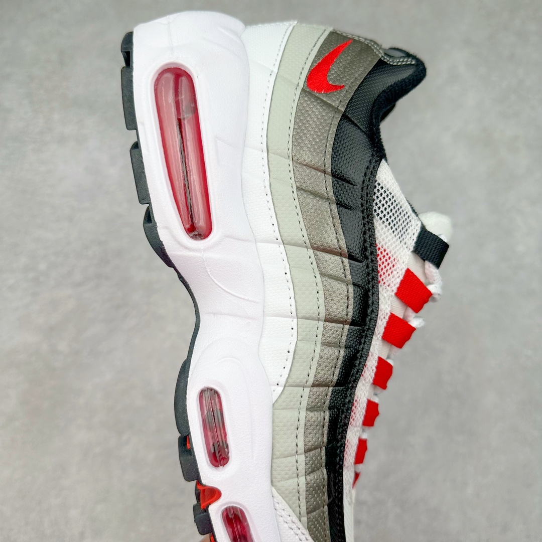 图片[6]-＃MX版 NK Air Max 95 复古减震气垫跑鞋 经典重温 DH9792-100 外单专供大厂出品 品质稳定 一百余色 终端操作 鞋款设计灵感源于人体构造 中底设计基于人体的脊柱构造 是整体设计的核心 尼龙孔眼代表了肋骨 而分层式面板和网眼象征着肌肉纤维和肉体组织 Air Max 95采用了两个独立的吹塑成型的Air-Sole单元 并首次在前掌使用可视化气垫设计 Swoosh logo夜当作一个 点符号放在了鞋子的后帮位置 20年的发展让 AIR MAX 95有了不同的故事 20年后再度面向世人的时候 焕然一新的面貌 让人有了另外一种清新脱俗的感觉 尺码：39 40 40.5 41 42 42.5 43 44 44.5 45 46 47.5 48-选品中心