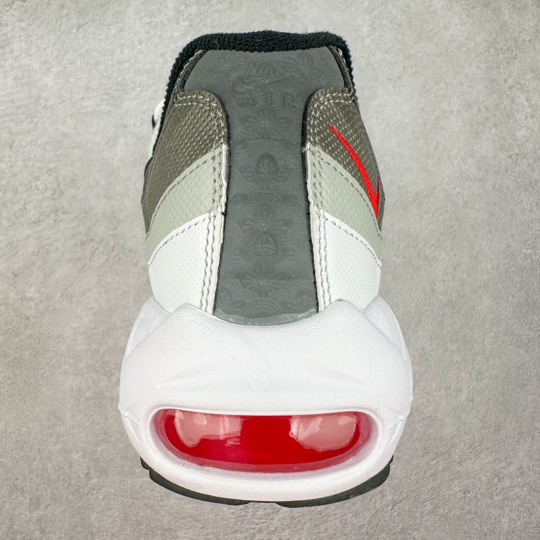 图片[8]-＃MX版 NK Air Max 95 复古减震气垫跑鞋 经典重温 DH9792-100 外单专供大厂出品 品质稳定 一百余色 终端操作 鞋款设计灵感源于人体构造 中底设计基于人体的脊柱构造 是整体设计的核心 尼龙孔眼代表了肋骨 而分层式面板和网眼象征着肌肉纤维和肉体组织 Air Max 95采用了两个独立的吹塑成型的Air-Sole单元 并首次在前掌使用可视化气垫设计 Swoosh logo夜当作一个 点符号放在了鞋子的后帮位置 20年的发展让 AIR MAX 95有了不同的故事 20年后再度面向世人的时候 焕然一新的面貌 让人有了另外一种清新脱俗的感觉 尺码：39 40 40.5 41 42 42.5 43 44 44.5 45 46 47.5 48-选品中心