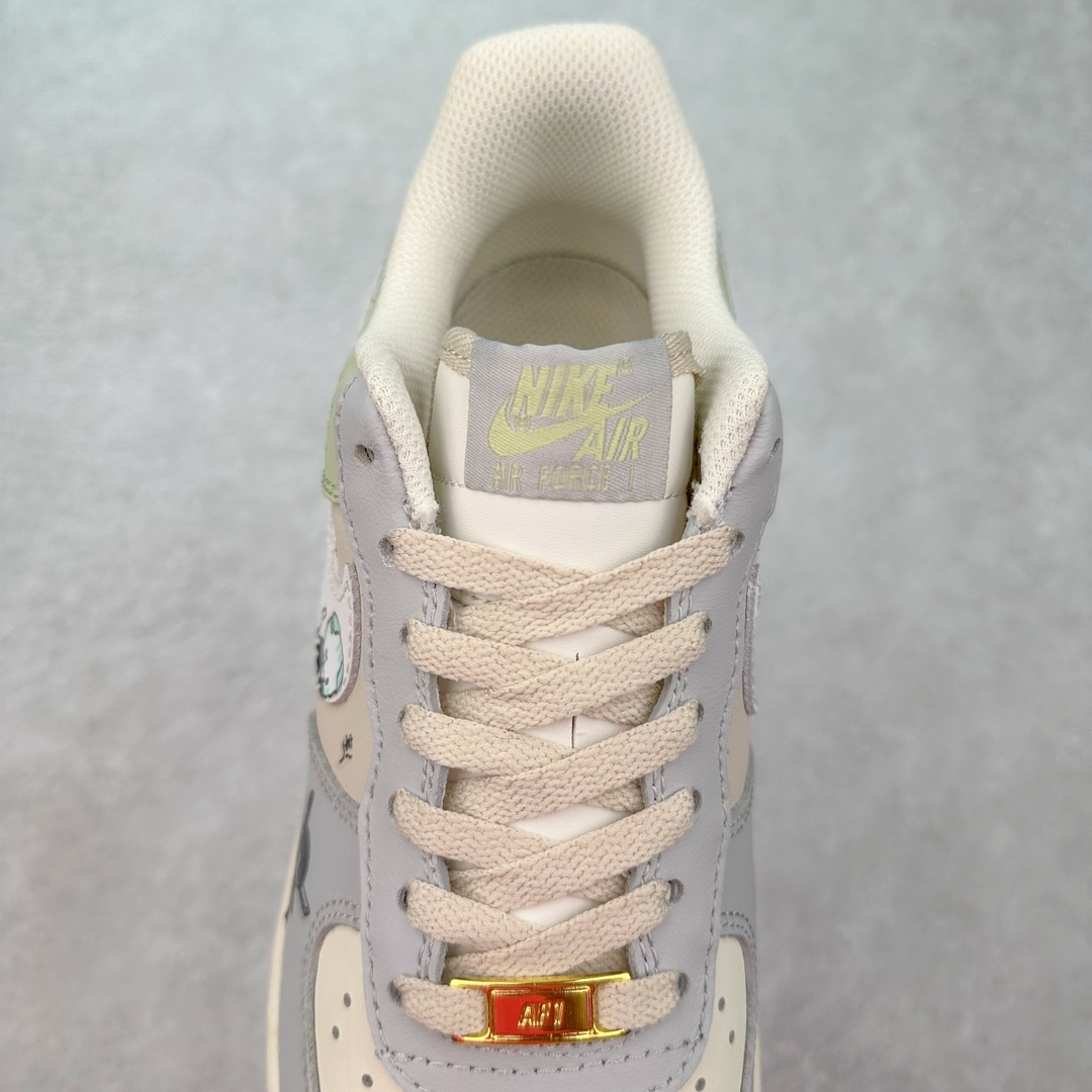 图片[5]-NK Air Force 1´07 Low 空军一号低帮百搭休闲运动板鞋 CJ0304-510 柔软、弹性十足的缓震性能和出色的中底设计 横跨复古与现代的外型结合 造就出风靡全球 三十多年的Force 1 直到今天还深受青睐 尺码：36 36.5 37.5 38 38.5 39 40 40.5 41 42 42.5 43 44 44.5 45-选品中心