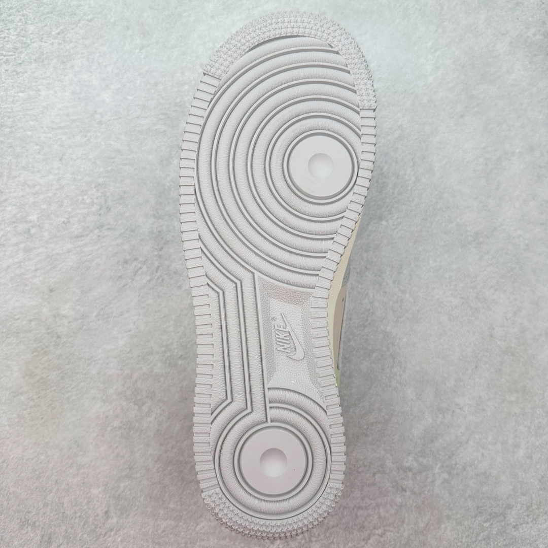 图片[9]-NK Air Force 1´07 Low 空军一号低帮百搭休闲运动板鞋 CJ0304-510 柔软、弹性十足的缓震性能和出色的中底设计 横跨复古与现代的外型结合 造就出风靡全球 三十多年的Force 1 直到今天还深受青睐 尺码：36 36.5 37.5 38 38.5 39 40 40.5 41 42 42.5 43 44 44.5 45-选品中心