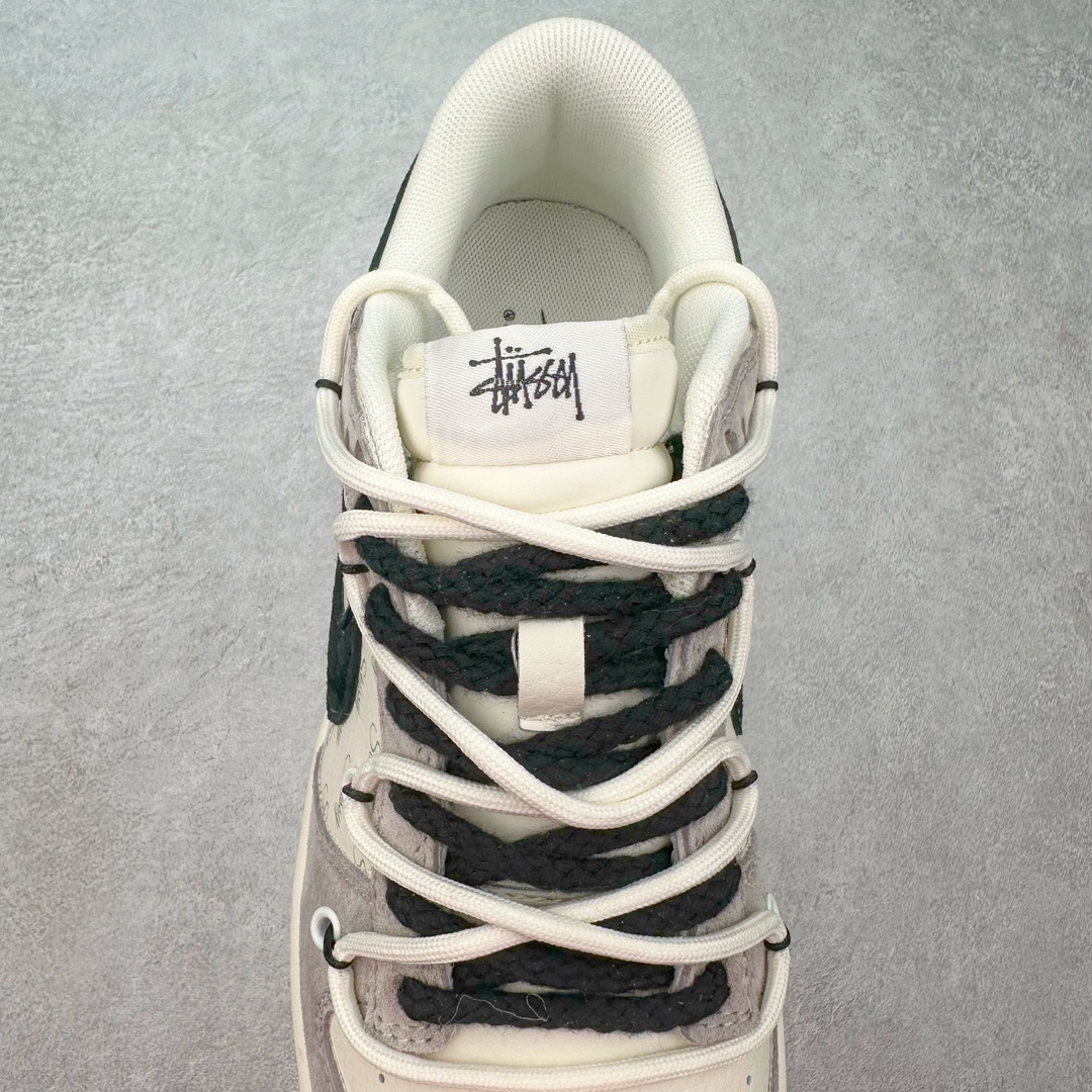 图片[5]-NK Dunk Low 定制配色 SJ2068-306 大厂出品 极力推荐 原装头层材料 独家版型蒸餾加工帶來的是更好的视觉和脚感体验大厂纯原品质出货 清洁度 电绣工艺 皮料切割干净无任何毛边 细节完美 尺码：36 36.5 37.5 38 38.5 39 40 40.5 41 42 42.5 43 44 44.5 45 46 47.5-选品中心