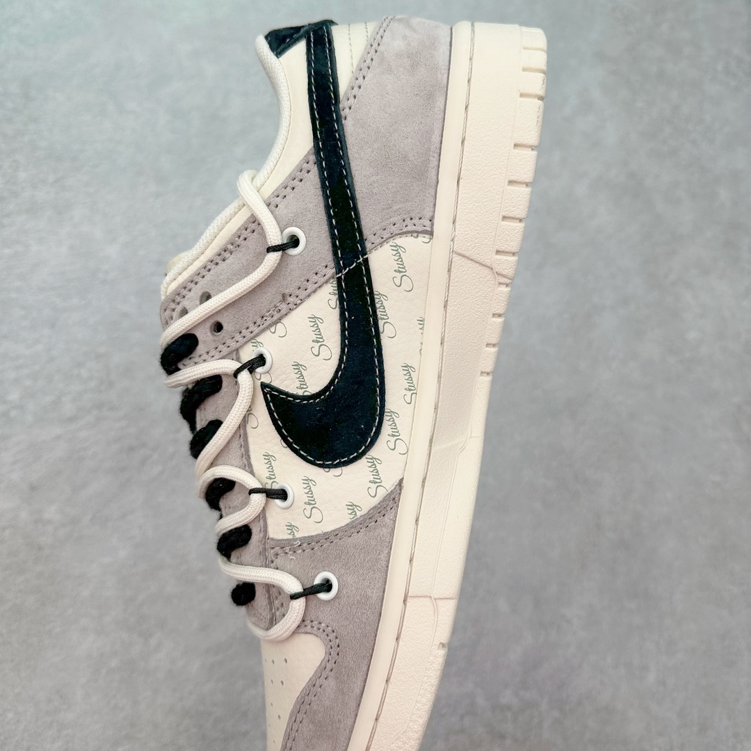 图片[7]-NK Dunk Low 定制配色 SJ2068-306 大厂出品 极力推荐 原装头层材料 独家版型蒸餾加工帶來的是更好的视觉和脚感体验大厂纯原品质出货 清洁度 电绣工艺 皮料切割干净无任何毛边 细节完美 尺码：36 36.5 37.5 38 38.5 39 40 40.5 41 42 42.5 43 44 44.5 45 46 47.5-选品中心