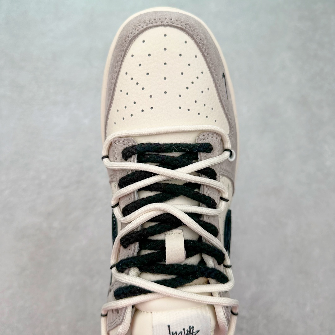 图片[4]-NK Dunk Low 定制配色 SJ2068-306 大厂出品 极力推荐 原装头层材料 独家版型蒸餾加工帶來的是更好的视觉和脚感体验大厂纯原品质出货 清洁度 电绣工艺 皮料切割干净无任何毛边 细节完美 尺码：36 36.5 37.5 38 38.5 39 40 40.5 41 42 42.5 43 44 44.5 45 46 47.5-选品中心