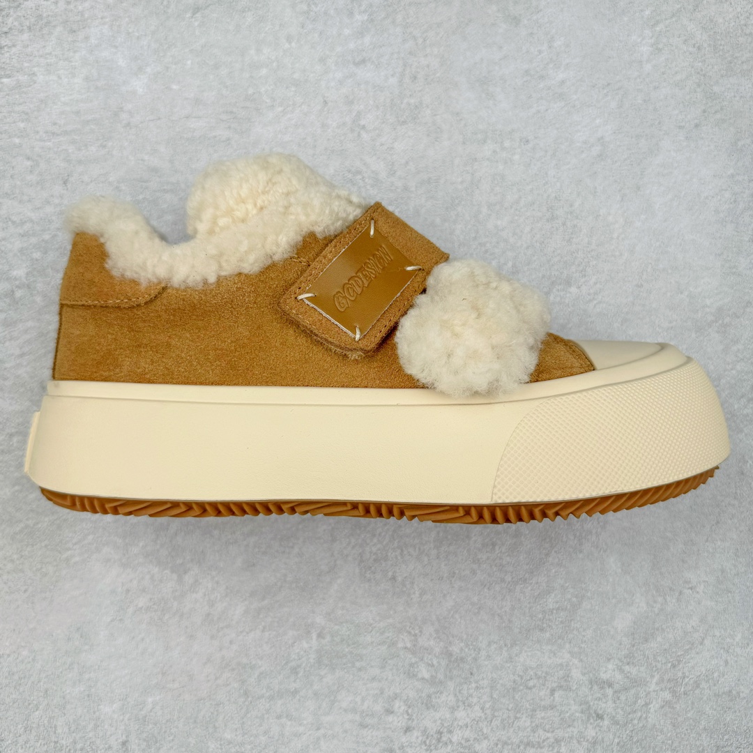 GG-CC 赵露思 秋冬羊毛雪地毛毛鞋 #秋冬保暖好物 真羊毛加绒魔术贴板鞋 冬天拥这双毛毛鞋就足够了! 小红书爆款 河南隆丰皮料生产 真羊毛内里 轻便舒适 非假绒 冬季保暖外出 家居都是很适合的选择 4.5cm增高 橡胶大底!耐磨秒变大长腿 GGcc厚底增高简直就是小个子的快乐 货号：G23Y6905 尺码：35 36 37 38 39 40 ​-选品中心