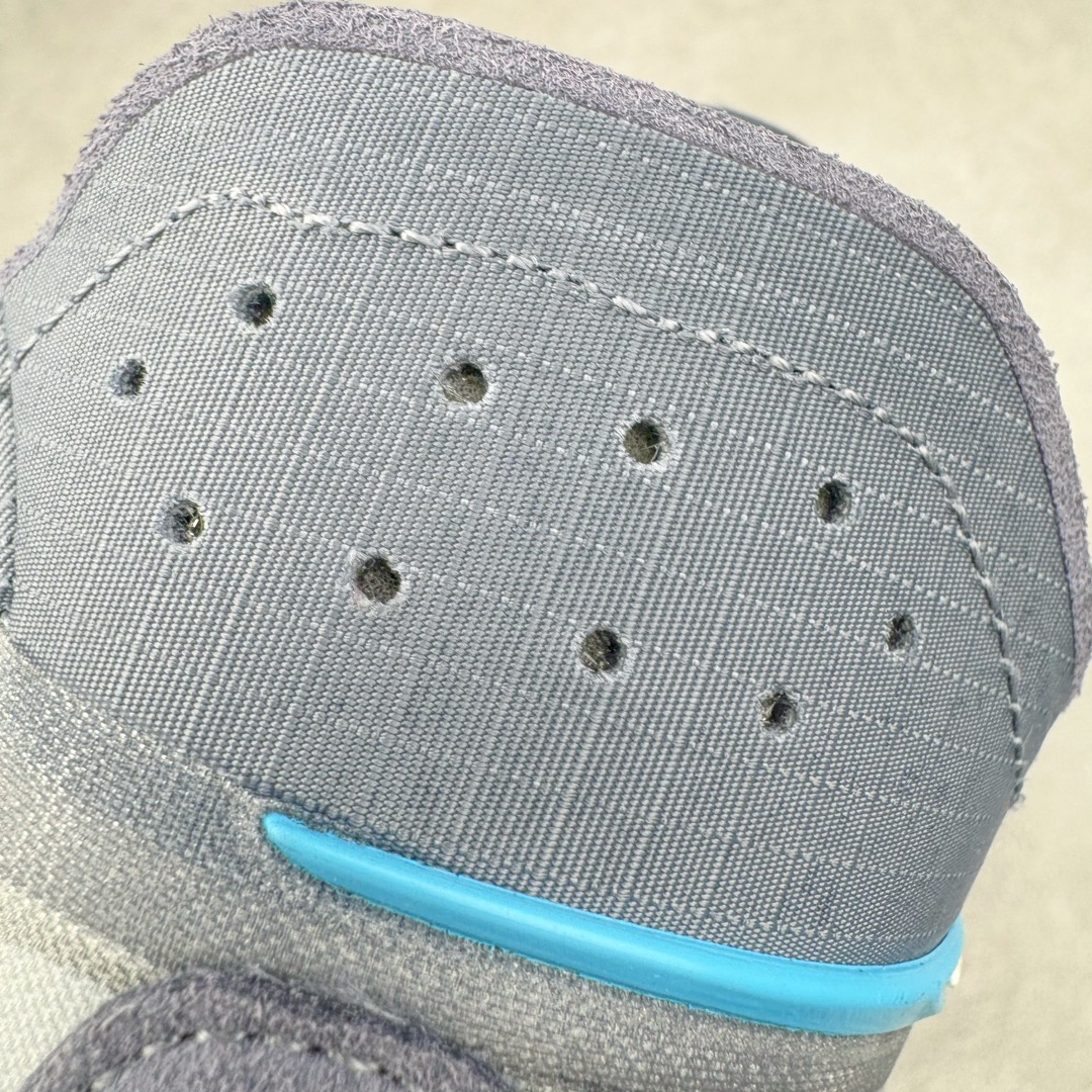 图片[18]-＃灭世/Max NK Air Zoom G.T.Cut 3 EP 实战系列篮球鞋 DV2913-402 全新GT Cut 3.0 全掌搭载了 ZoomX 泡棉 使得整双鞋在缓震表现上可谓相当优秀 拥有着顶级科技配置的同时 颜值设计也非常可观 整体鞋型仍然保留了前低后高的设计 G.T. Cut 传统的突进极速突破的感觉 鞋头麂皮材质和 NK Flywire 飞线工艺 相对来说包裹感更好了 必备的TPU 支撑片 两侧 Swoosh 的透气孔设计 起到散热透气的作用 鞋舌采用类似跑鞋的半开叉式设计 搭配鞋带既可以提升包裹感 又降低了运动中鞋舌乱跑的可能性 鞋子内里填充相当厚实 避免掉跟 尺码：39 40 40.5 41 42 42.5 43 44 44.5 45 46-选品中心