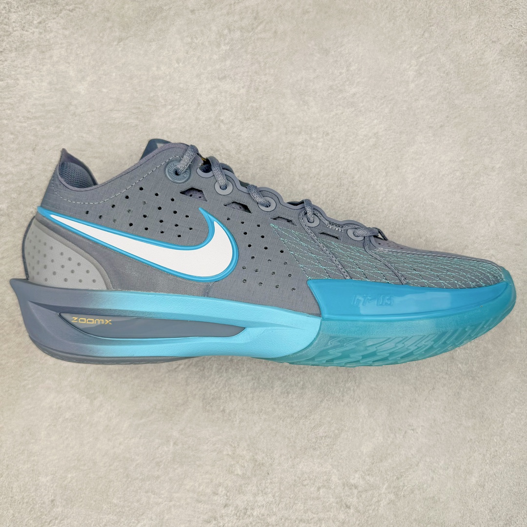 ＃灭世/Max NK Air Zoom G.T.Cut 3 EP 实战系列篮球鞋 DV2913-402 全新GT Cut 3.0 全掌搭载了 ZoomX 泡棉 使得整双鞋在缓震表现上可谓相当优秀 拥有着顶级科技配置的同时 颜值设计也非常可观 整体鞋型仍然保留了前低后高的设计 G.T. Cut 传统的突进极速突破的感觉 鞋头麂皮材质和 NK Flywire 飞线工艺 相对来说包裹感更好了 必备的TPU 支撑片 两侧 Swoosh 的透气孔设计 起到散热透气的作用 鞋舌采用类似跑鞋的半开叉式设计 搭配鞋带既可以提升包裹感 又降低了运动中鞋舌乱跑的可能性 鞋子内里填充相当厚实 避免掉跟 尺码：39 40 40.5 41 42 42.5 43 44 44.5 45 46-选品中心