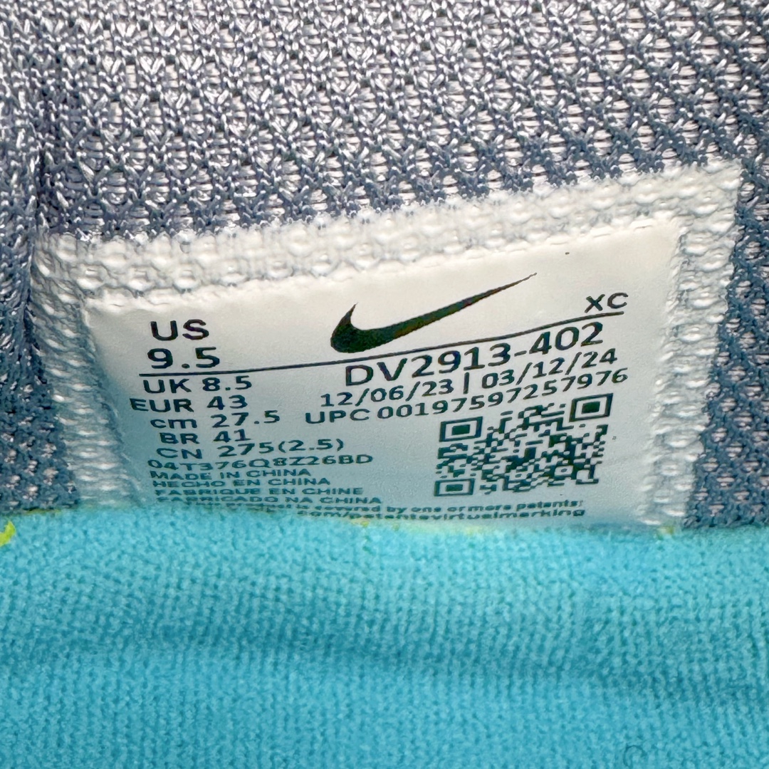 图片[12]-＃灭世/Max NK Air Zoom G.T.Cut 3 EP 实战系列篮球鞋 DV2913-402 全新GT Cut 3.0 全掌搭载了 ZoomX 泡棉 使得整双鞋在缓震表现上可谓相当优秀 拥有着顶级科技配置的同时 颜值设计也非常可观 整体鞋型仍然保留了前低后高的设计 G.T. Cut 传统的突进极速突破的感觉 鞋头麂皮材质和 NK Flywire 飞线工艺 相对来说包裹感更好了 必备的TPU 支撑片 两侧 Swoosh 的透气孔设计 起到散热透气的作用 鞋舌采用类似跑鞋的半开叉式设计 搭配鞋带既可以提升包裹感 又降低了运动中鞋舌乱跑的可能性 鞋子内里填充相当厚实 避免掉跟 尺码：39 40 40.5 41 42 42.5 43 44 44.5 45 46-选品中心