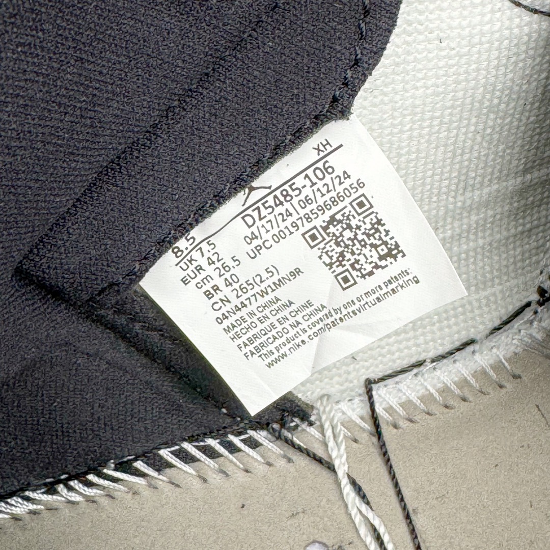 图片[10]-＃Ljr特供 Air Jordan AJ1 Retro High 新黑脚趾2024 DZ5485-106 全新改良批次 圈内最强倒钩系列 恪守真诚 承诺混一赔十 高端零售裸鞋圈特供批次 SZ原厂全套原楦原纸板冲刀磨具开发 原厂皮料加持 原厂港宝加持定型后跟R度完美 同源原厂电绣 飞翼针数密度立体效果一致 百分百一致原鞋 原厂拉帮工艺 针距密度一致 后跟弧度收口自然不对折 极致一眼正品既视感 进口玻璃冲刀皮料裁剪零毛边 全鞋电脑针车工艺 品控清洁度最高QC检验标准 免检产品 原厂订购鞋盒、鞋标、防尘纸、鞋撑、鞋带 追求极致的原厂味道 尺码：40.5 41 42 42.5 43 44 44.5 45 46 47.5 48.5-选品中心
