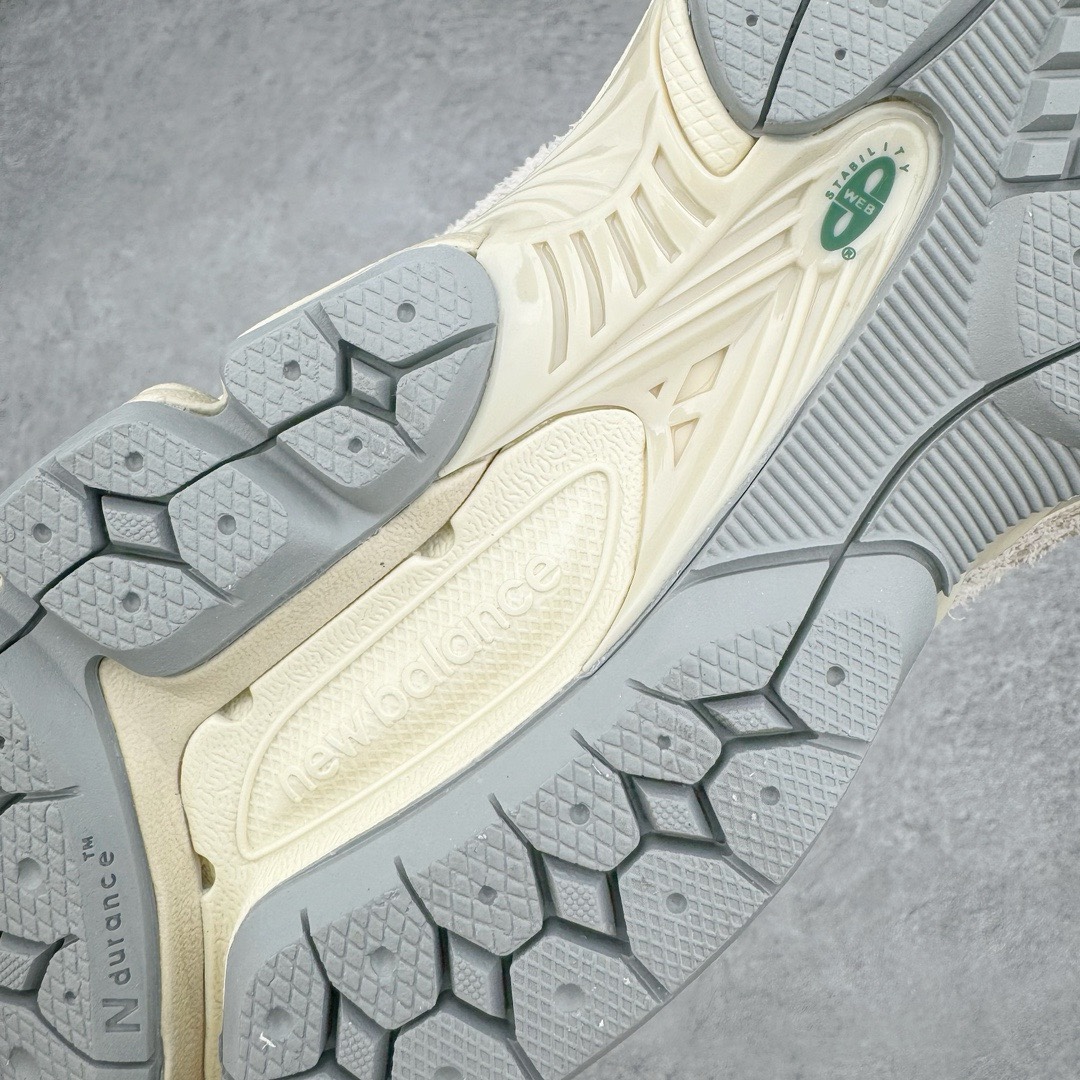 图片[22]-＃M纯原 New Balance M2002REK 龙年灰白 NB新百伦潮流复古织物皮革减震防滑耐磨轻便低帮跑步鞋 原档数据独立私模大底 唯一正确六层组合大底 RB前软后硬 百分百还原原鞋脚感 基于市场现有版本全新升级调整 NB市场最强产物 全网最全配色加持 全套原楦原纸板原厂数据开发 全鞋电脑针车加持 原厂网布 原装进口头层翻毛皮料正确绒感卡色 正确中底拉帮中底网布细节 一比一手工擦旧效果 冲裁组合 匠心打造 耗时两个月开发完成 工艺极其复杂难度可想而知 高端零售专供产物 尺码：36 37 37.5 38 38.5 39.5 40 40.5 41.5 42 42.5 43 44 44.5 45 45.5 46.5 47-选品中心