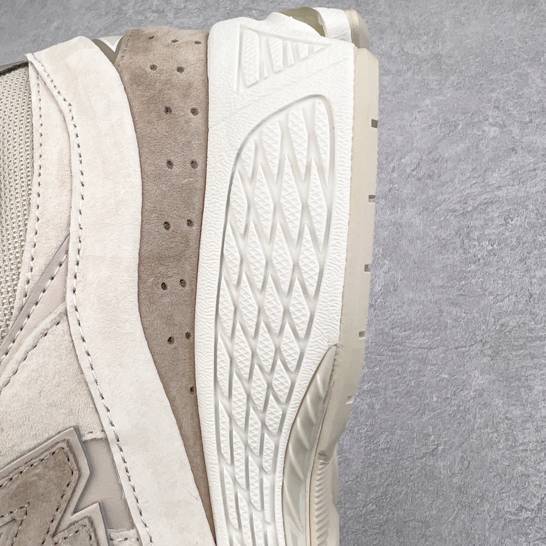 图片[14]-＃M纯原 New Balance M2002RJN 米白 NB新百伦潮流复古织物皮革减震防滑耐磨轻便低帮跑步鞋 原档数据独立私模大底 唯一正确六层组合大底 RB前软后硬 百分百还原原鞋脚感 基于市场现有版本全新升级调整 NB市场最强产物 全网最全配色加持 全套原楦原纸板原厂数据开发 全鞋电脑针车加持 原厂网布 原装进口头层翻毛皮料正确绒感卡色 正确中底拉帮中底网布细节 一比一手工擦旧效果 冲裁组合 匠心打造 耗时两个月开发完成 工艺极其复杂难度可想而知 高端零售专供产物 尺码：36 37 37.5 38 38.5 39.5 40 40.5 41.5 42 42.5 43 44 44.5 45 45.5 46.5 47-选品中心