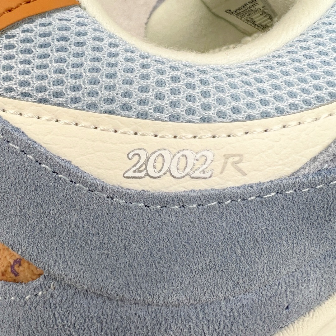 图片[11]-＃M纯原 New Balance M2002RSD NB新百伦潮流复古织物皮革减震防滑耐磨轻便低帮跑步鞋 原档数据独立私模大底 唯一正确六层组合大底 RB前软后硬 百分百还原原鞋脚感 基于市场现有版本全新升级调整 NB市场最强产物 全网最全配色加持 全套原楦原纸板原厂数据开发 全鞋电脑针车加持 原厂网布 原装进口头层翻毛皮料正确绒感卡色 正确中底拉帮中底网布细节 一比一手工擦旧效果 冲裁组合 匠心打造 耗时两个月开发完成 工艺极其复杂难度可想而知 高端零售专供产物 尺码：36 37 37.5 38 38.5 39.5 40 40.5 41.5 42 42.5 43 44 44.5 45 45.5 46.5 47-选品中心