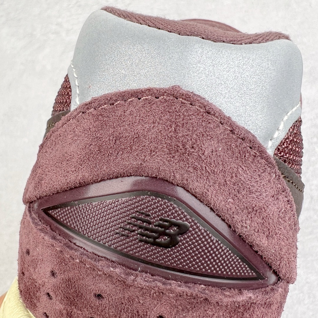 图片[11]-＃M纯原 New Balance M2002RCD 酒红 NB新百伦潮流复古织物皮革减震防滑耐磨轻便低帮跑步鞋 原档数据独立私模大底 唯一正确六层组合大底 RB前软后硬 百分百还原原鞋脚感 基于市场现有版本全新升级调整 NB市场最强产物 全网最全配色加持 全套原楦原纸板原厂数据开发 全鞋电脑针车加持 原厂网布 原装进口头层翻毛皮料正确绒感卡色 正确中底拉帮中底网布细节 一比一手工擦旧效果 冲裁组合 匠心打造 耗时两个月开发完成 工艺极其复杂难度可想而知 高端零售专供产物 尺码：36 37 37.5 38 38.5 39.5 40 40.5 41.5 42 42.5 43 44 44.5 45 45.5 46.5 47-选品中心