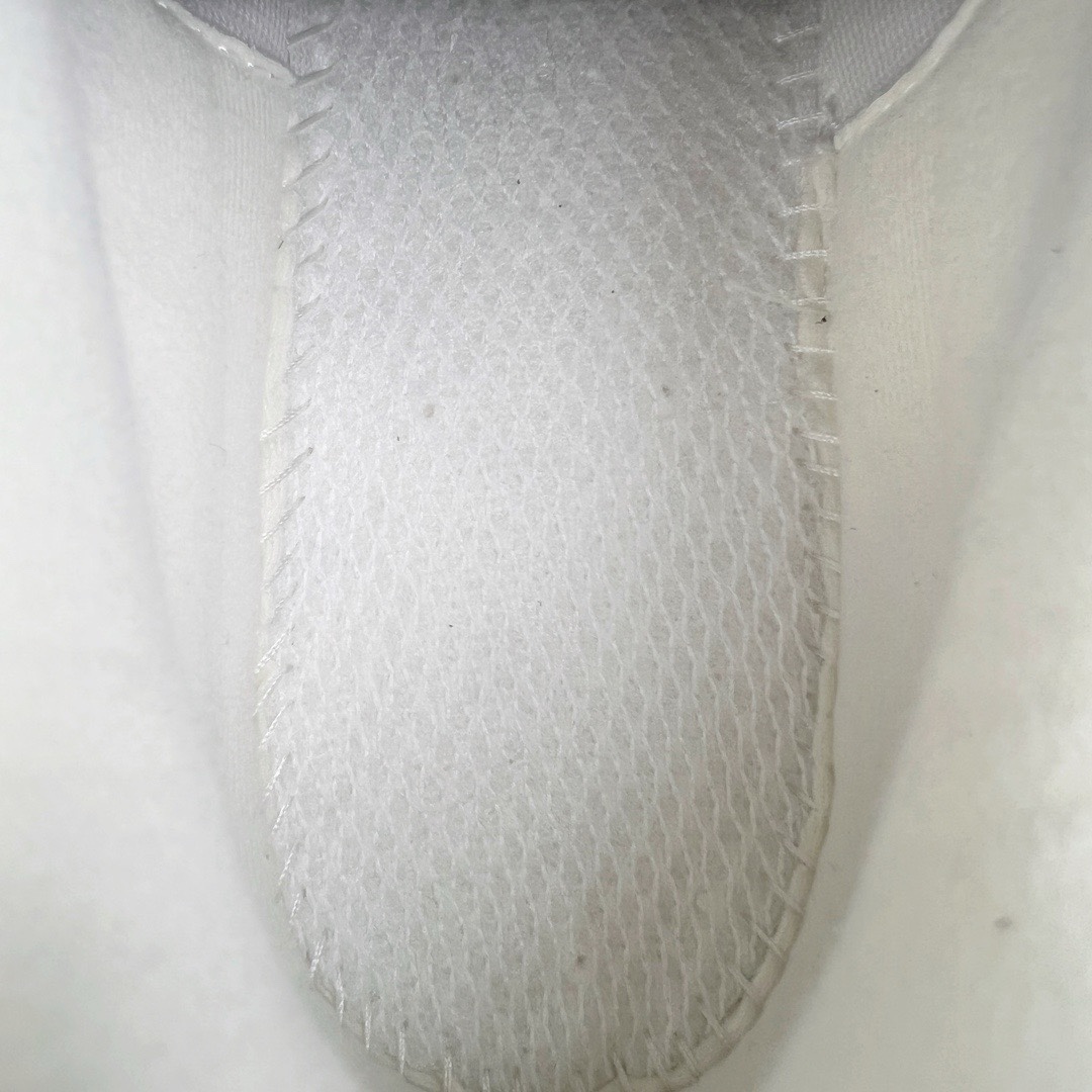 图片[17]-＃M纯原 New Balance M2002RDC 海盐白 NB新百伦潮流复古织物皮革减震防滑耐磨轻便低帮跑步鞋 原档数据独立私模大底 唯一正确六层组合大底 RB前软后硬 百分百还原原鞋脚感 基于市场现有版本全新升级调整 NB市场最强产物 全网最全配色加持 全套原楦原纸板原厂数据开发 全鞋电脑针车加持 原厂网布 原装进口头层翻毛皮料正确绒感卡色 正确中底拉帮中底网布细节 一比一手工擦旧效果 冲裁组合 匠心打造 耗时两个月开发完成 工艺极其复杂难度可想而知 高端零售专供产物 尺码：36 37 37.5 38 38.5 39.5 40 40.5 41.5 42 42.5 43 44 44.5 45 45.5 46.5 47-选品中心