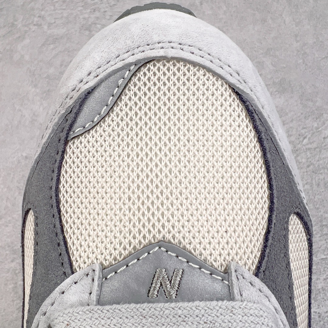 图片[12]-＃M纯原 New Balance M2002RLN 浅米灰色 CNY限定 NB新百伦潮流复古织物皮革减震防滑耐磨轻便低帮跑步鞋 原档数据独立私模大底 唯一正确六层组合大底 RB前软后硬 百分百还原原鞋脚感 基于市场现有版本全新升级调整 NB市场最强产物 全网最全配色加持 全套原楦原纸板原厂数据开发 全鞋电脑针车加持 原厂网布 原装进口头层翻毛皮料正确绒感卡色 正确中底拉帮中底网布细节 一比一手工擦旧效果 冲裁组合 匠心打造 耗时两个月开发完成 工艺极其复杂难度可想而知 高端零售专供产物 尺码：36 37 37.5 38 38.5 39.5 40 40.5 41.5 42 42.5 43 44 44.5 45 45.5 46.5 47-选品中心