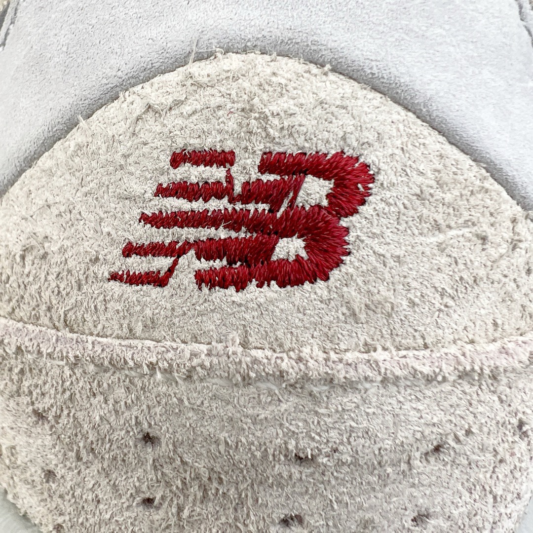 图片[14]-＃M纯原 New Balance M2002RLN 浅米灰色 CNY限定 NB新百伦潮流复古织物皮革减震防滑耐磨轻便低帮跑步鞋 原档数据独立私模大底 唯一正确六层组合大底 RB前软后硬 百分百还原原鞋脚感 基于市场现有版本全新升级调整 NB市场最强产物 全网最全配色加持 全套原楦原纸板原厂数据开发 全鞋电脑针车加持 原厂网布 原装进口头层翻毛皮料正确绒感卡色 正确中底拉帮中底网布细节 一比一手工擦旧效果 冲裁组合 匠心打造 耗时两个月开发完成 工艺极其复杂难度可想而知 高端零售专供产物 尺码：36 37 37.5 38 38.5 39.5 40 40.5 41.5 42 42.5 43 44 44.5 45 45.5 46.5 47-选品中心