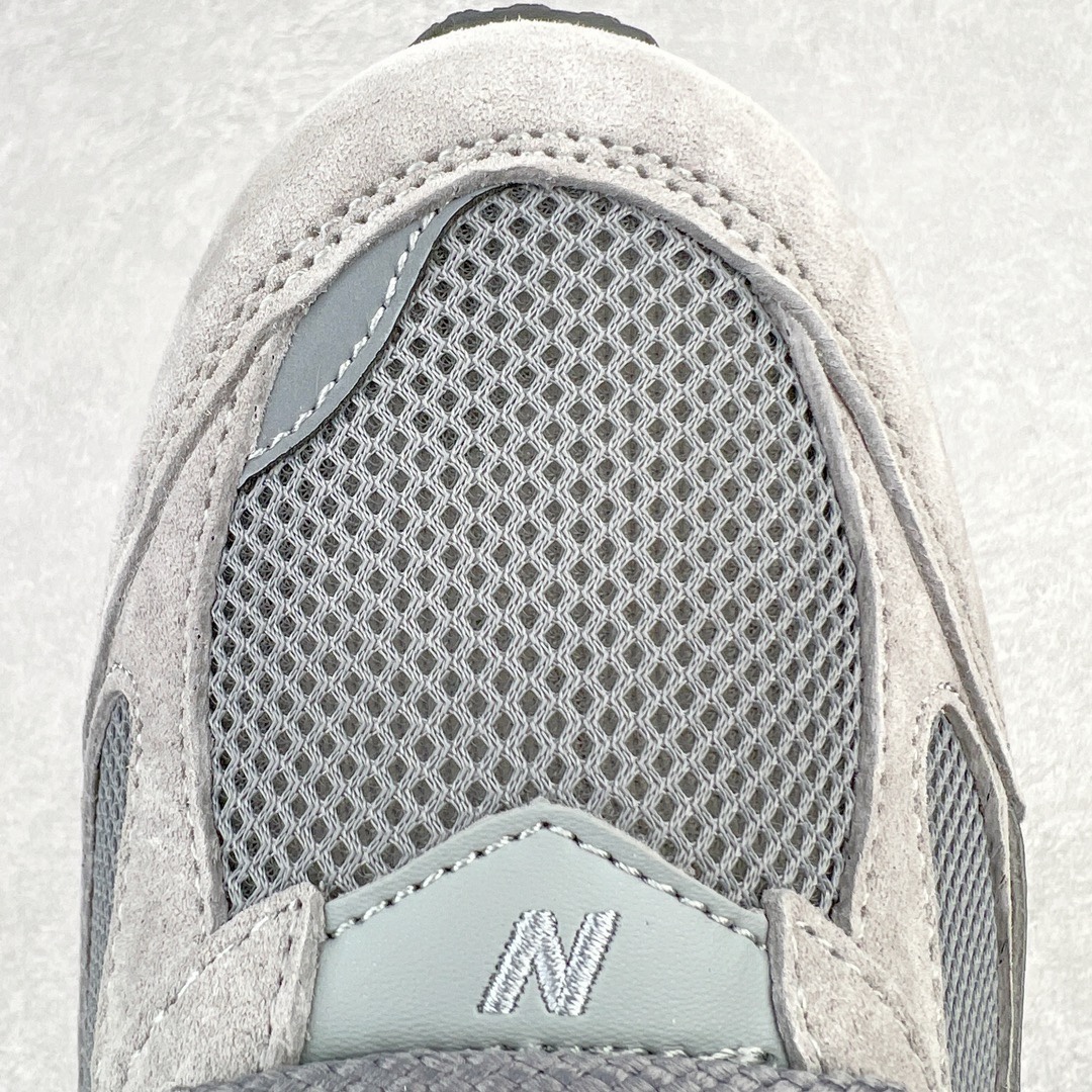 图片[14]-＃M纯原 New Balance M2002RST 灰色 NB新百伦潮流复古织物皮革减震防滑耐磨轻便低帮跑步鞋 原档数据独立私模大底 唯一正确六层组合大底 RB前软后硬 百分百还原原鞋脚感 基于市场现有版本全新升级调整 NB市场最强产物 全网最全配色加持 全套原楦原纸板原厂数据开发 全鞋电脑针车加持 原厂网布 原装进口头层翻毛皮料正确绒感卡色 正确中底拉帮中底网布细节 一比一手工擦旧效果 冲裁组合 匠心打造 耗时两个月开发完成 工艺极其复杂难度可想而知 高端零售专供产物 尺码：36 37 37.5 38 38.5 39.5 40 40.5 41.5 42 42.5 43 44 44.5 45 45.5 46.5 47-选品中心