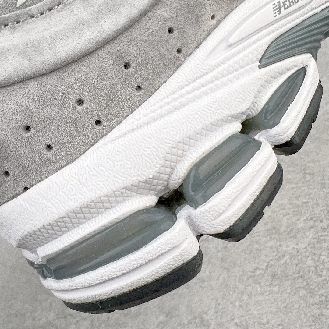 图片[12]-＃M纯原 New Balance M2002RST 灰色 NB新百伦潮流复古织物皮革减震防滑耐磨轻便低帮跑步鞋 原档数据独立私模大底 唯一正确六层组合大底 RB前软后硬 百分百还原原鞋脚感 基于市场现有版本全新升级调整 NB市场最强产物 全网最全配色加持 全套原楦原纸板原厂数据开发 全鞋电脑针车加持 原厂网布 原装进口头层翻毛皮料正确绒感卡色 正确中底拉帮中底网布细节 一比一手工擦旧效果 冲裁组合 匠心打造 耗时两个月开发完成 工艺极其复杂难度可想而知 高端零售专供产物 尺码：36 37 37.5 38 38.5 39.5 40 40.5 41.5 42 42.5 43 44 44.5 45 45.5 46.5 47-选品中心