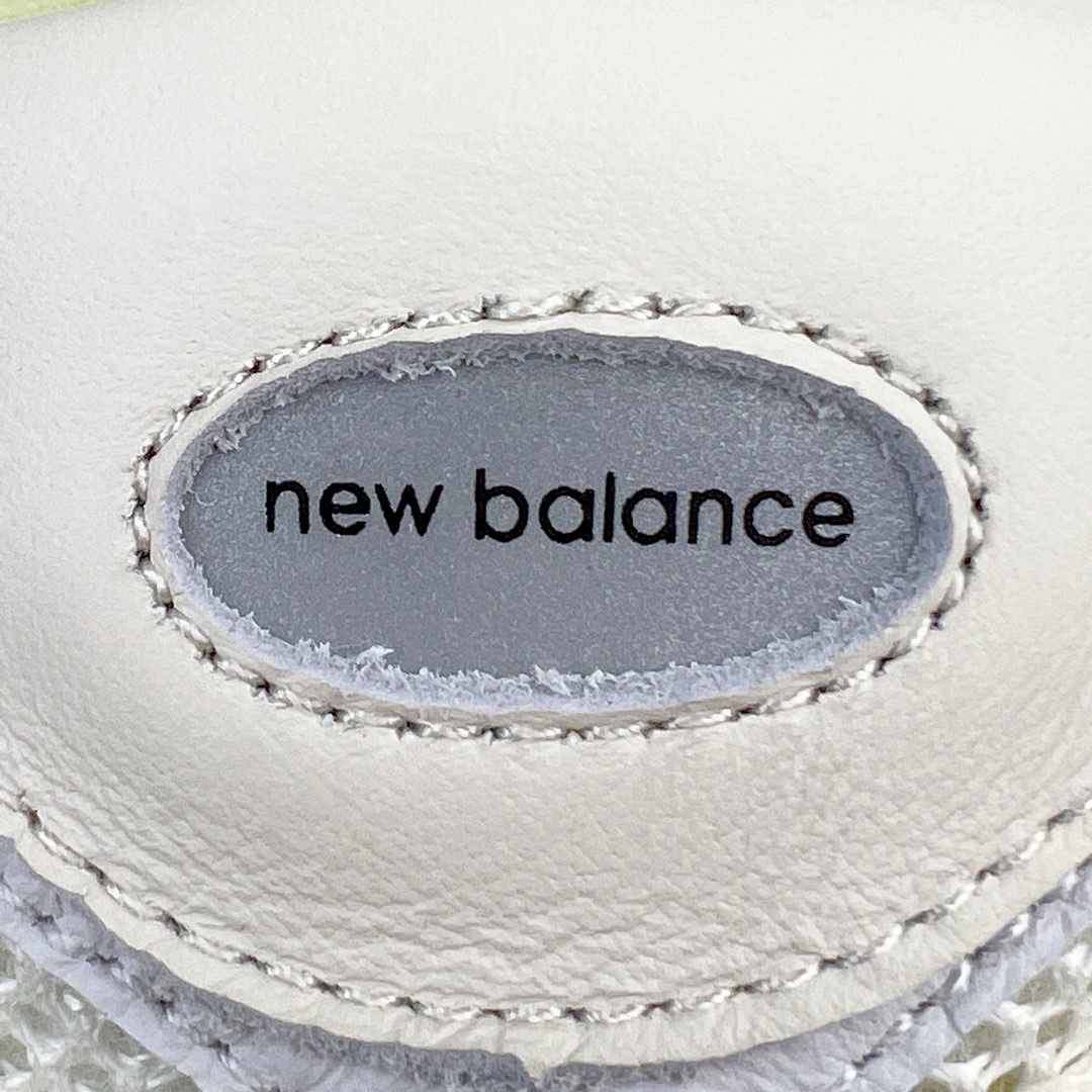 图片[12]-＃M纯原 AURALEE x NB New Balance M2002RA1 奶白 NB新百伦潮流复古织物皮革减震防滑耐磨轻便低帮跑步鞋 原档数据独立私模大底 唯一正确六层组合大底 RB前软后硬 百分百还原原鞋脚感 基于市场现有版本全新升级调整 NB市场最强产物 全网最全配色加持 全套原楦原纸板原厂数据开发 全鞋电脑针车加持 原厂网布 原装进口头层翻毛皮料正确绒感卡色 正确中底拉帮中底网布细节 一比一手工擦旧效果 冲裁组合 匠心打造 耗时两个月开发完成 工艺极其复杂难度可想而知 高端零售专供产物 尺码：36 37 37.5 38 38.5 39.5 40 40.5 41.5 42 42.5 43 44 44.5 45 45.5 46.5 47-选品中心