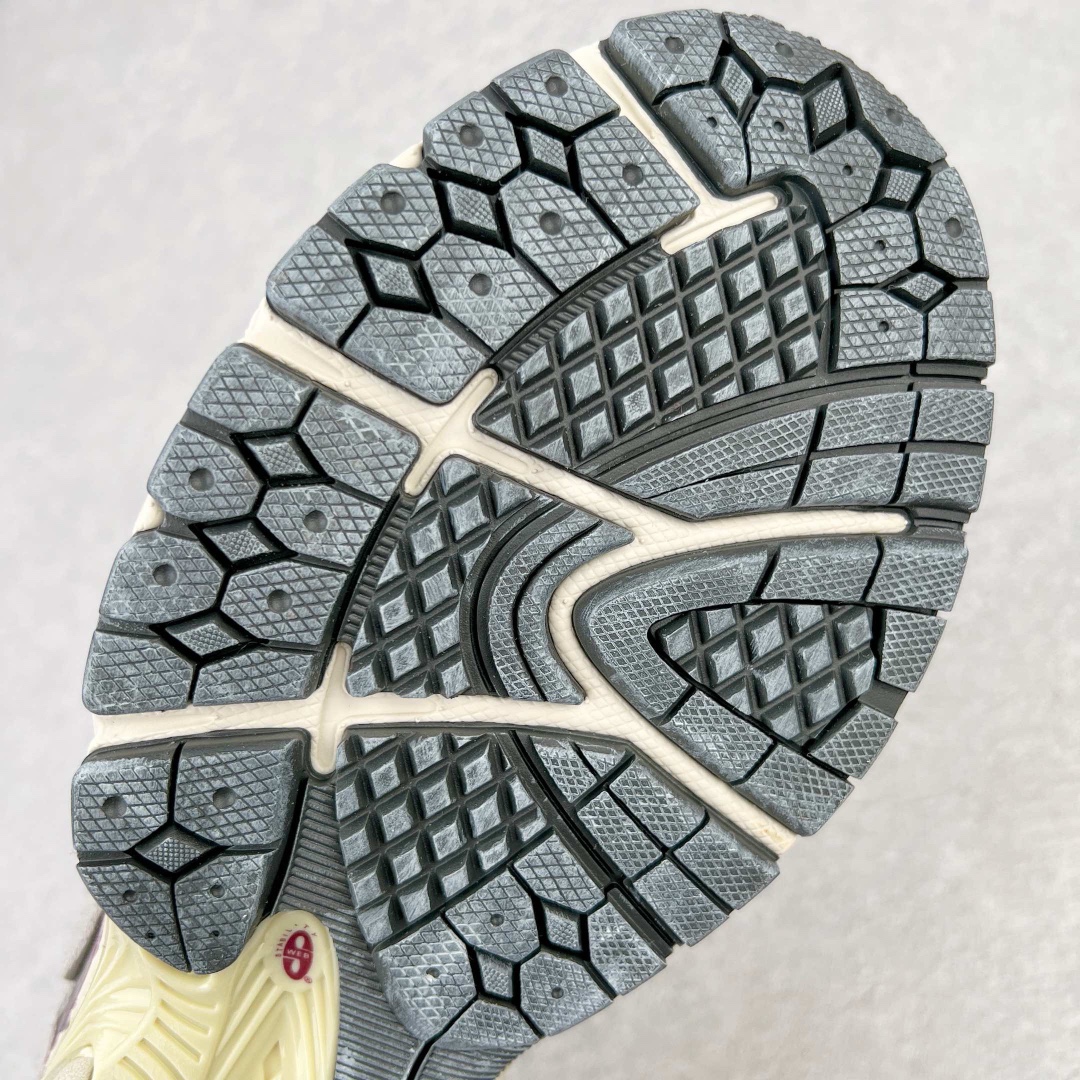 图片[11]-＃M纯原 New Balance M2002RDA 云雨灰 NB新百伦潮流复古织物皮革减震防滑耐磨轻便低帮跑步鞋 原档数据独立私模大底 唯一正确六层组合大底 RB前软后硬 百分百还原原鞋脚感 基于市场现有版本全新升级调整 NB市场最强产物 全网最全配色加持 全套原楦原纸板原厂数据开发 全鞋电脑针车加持 原厂网布 原装进口头层翻毛皮料正确绒感卡色 正确中底拉帮中底网布细节 一比一手工擦旧效果 冲裁组合 匠心打造 耗时两个月开发完成 工艺极其复杂难度可想而知 高端零售专供产物 尺码：36 37 37.5 38 38.5 39.5 40 40.5 41.5 42 42.5 43 44 44.5 45 45.5 46.5 47-选品中心