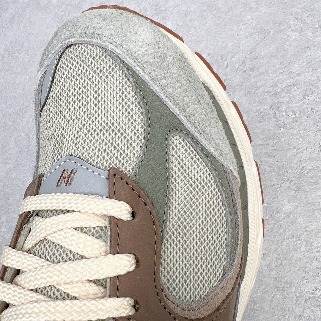 图片[10]-＃M纯原 Atmos x NB New Balance M2002RAM 联名 米棕绿 NB新百伦潮流复古织物皮革减震防滑耐磨轻便低帮跑步鞋 原档数据独立私模大底 唯一正确六层组合大底 RB前软后硬 百分百还原原鞋脚感 基于市场现有版本全新升级调整 NB市场最强产物 全网最全配色加持 全套原楦原纸板原厂数据开发 全鞋电脑针车加持 原厂网布 原装进口头层翻毛皮料正确绒感卡色 正确中底拉帮中底网布细节 一比一手工擦旧效果 冲裁组合 匠心打造 耗时两个月开发完成 工艺极其复杂难度可想而知 高端零售专供产物 尺码：36 37 37.5 38 38.5 39.5 40 40.5 41.5 42 42.5 43 44 44.5 45 45.5 46.5 47-选品中心